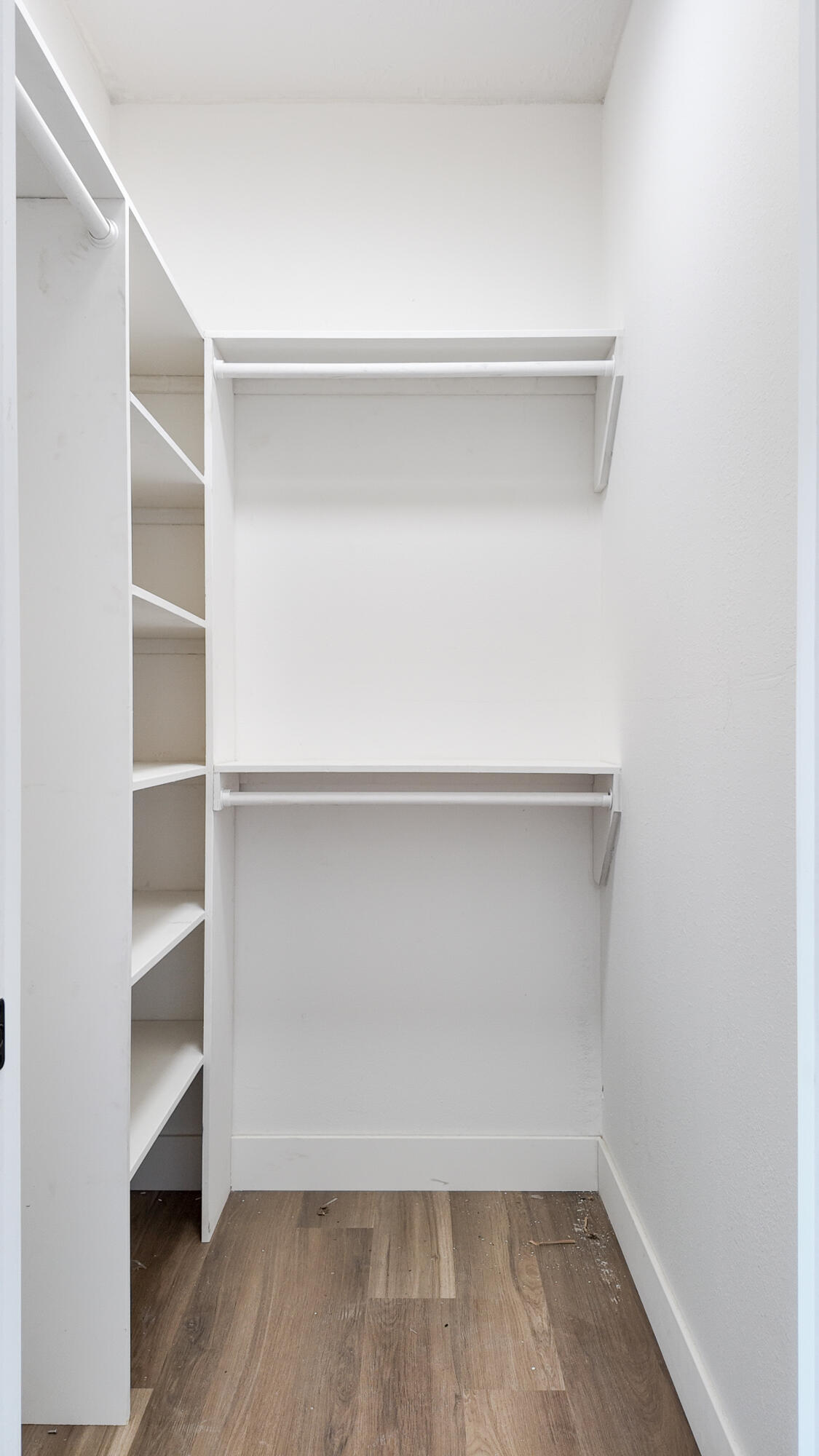 720 East Vivian Street Property Photo 28