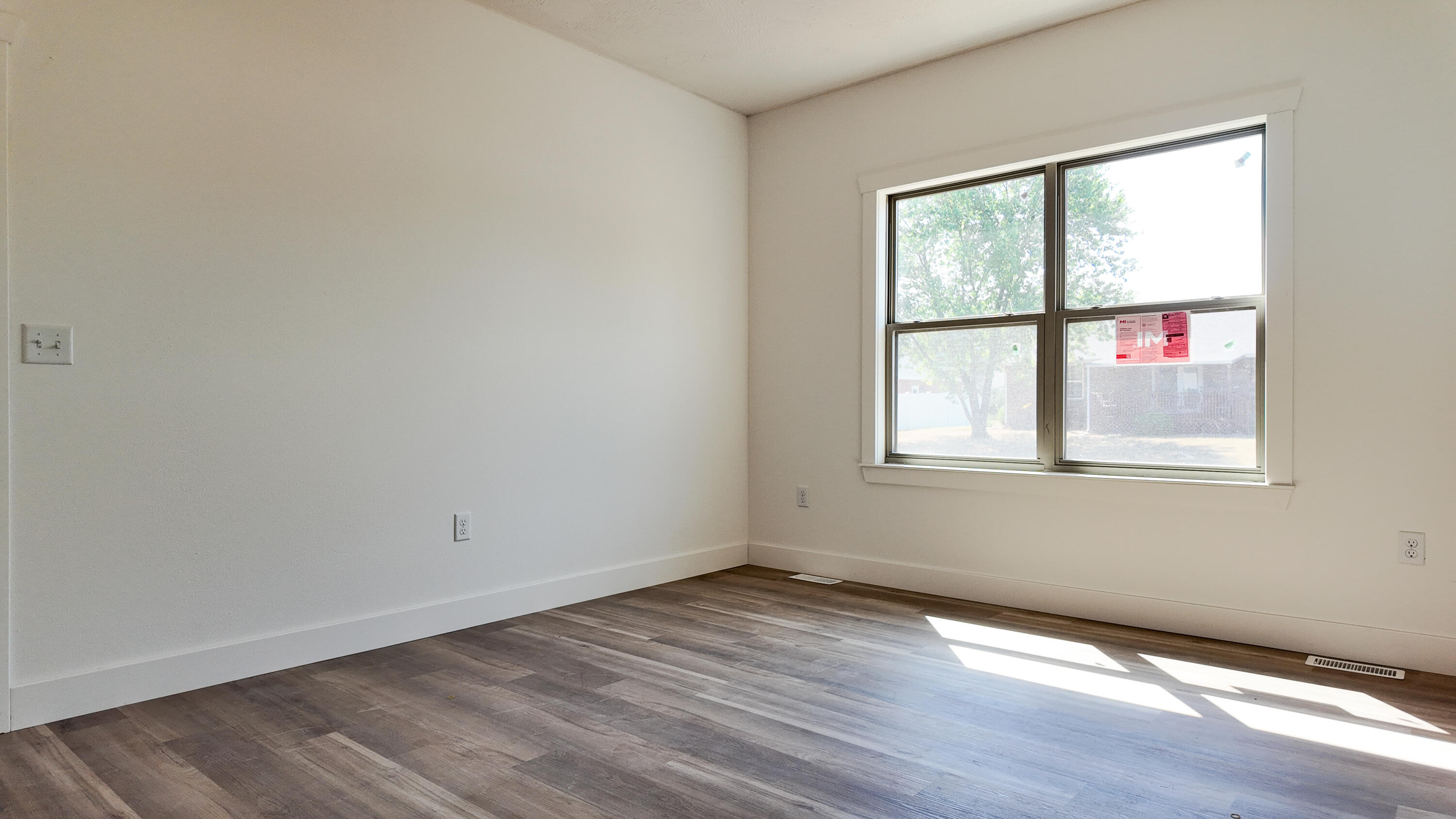 720 East Vivian Street Property Photo 35