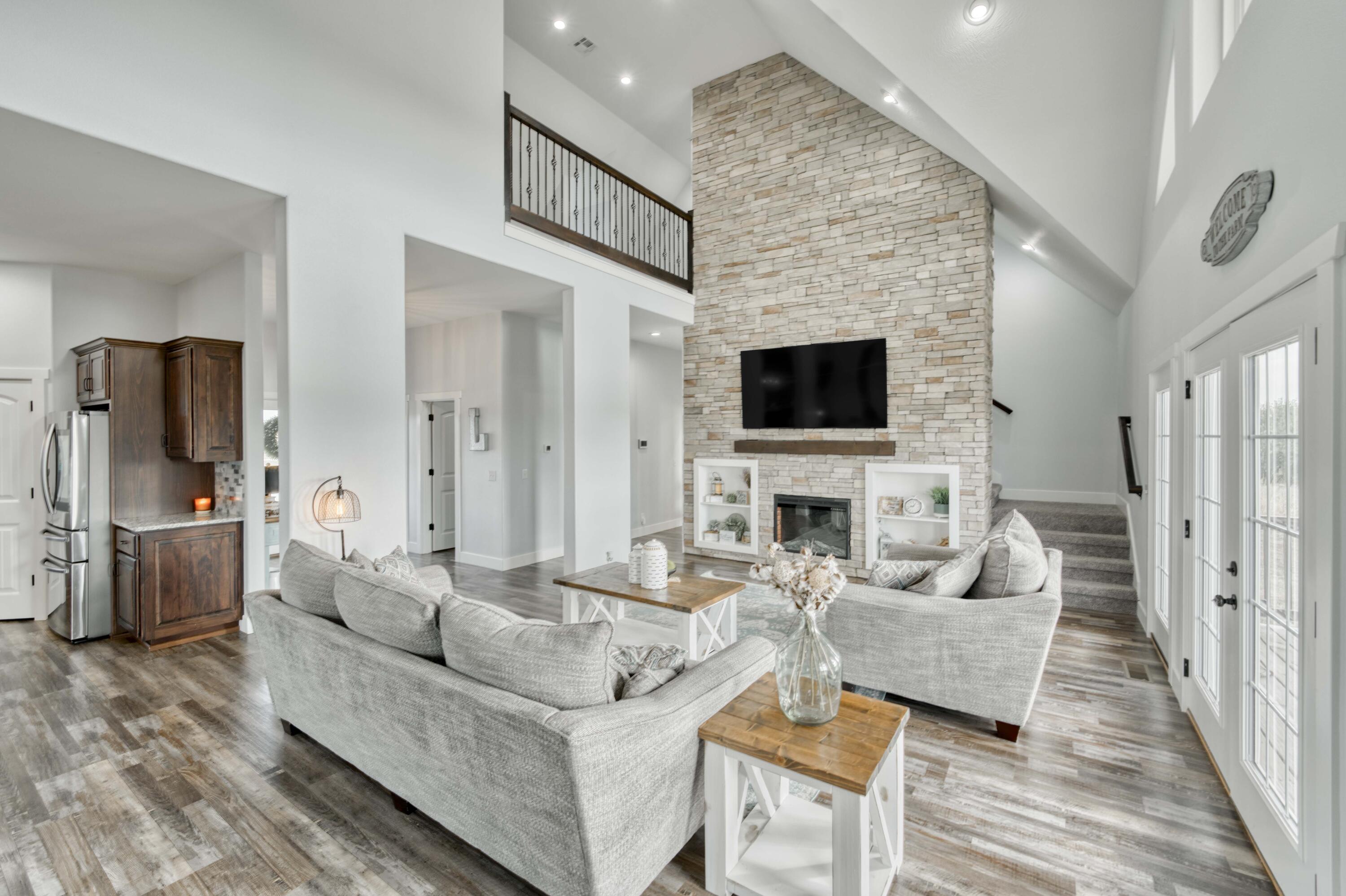 292 Woodman Lane Property Photo 12