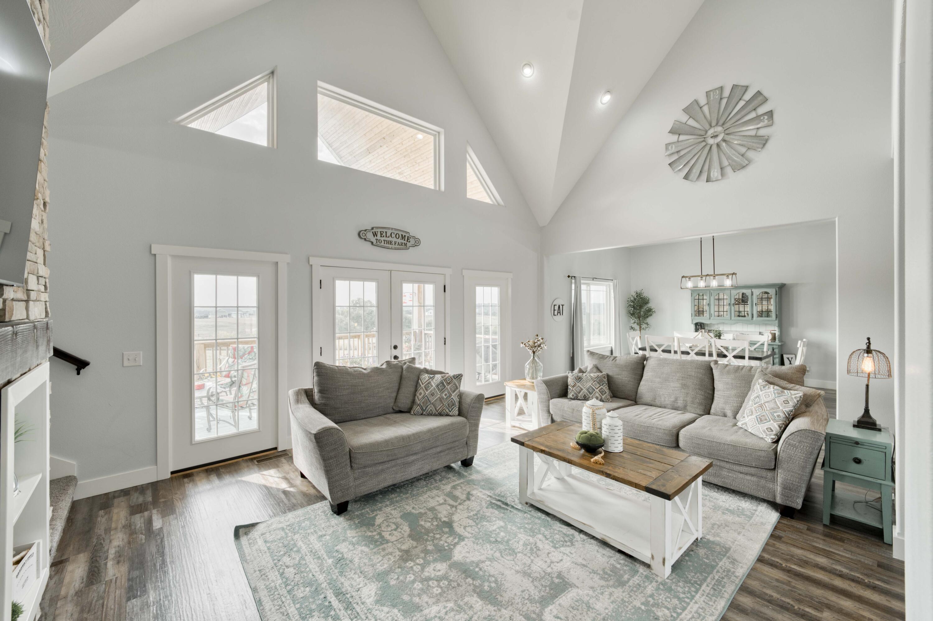 292 Woodman Lane Property Photo 15