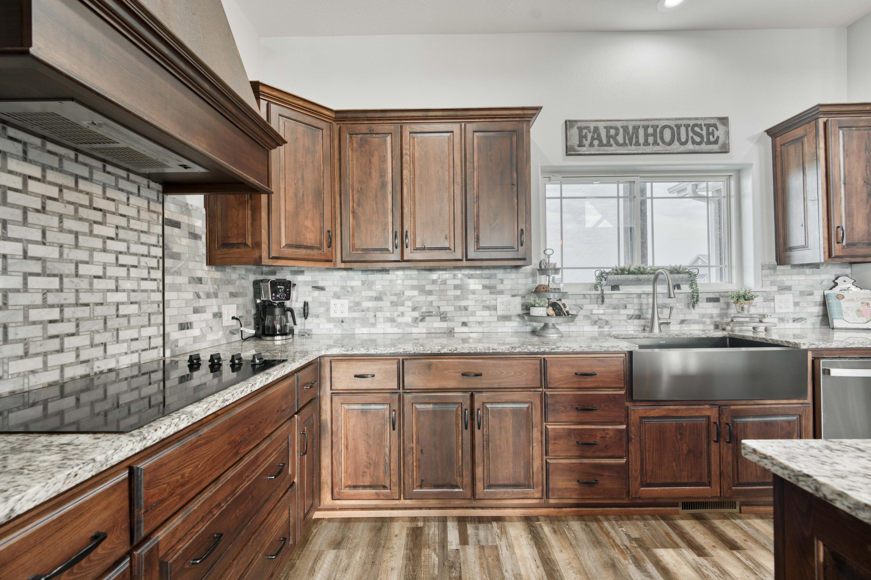 292 Woodman Lane Property Photo 24