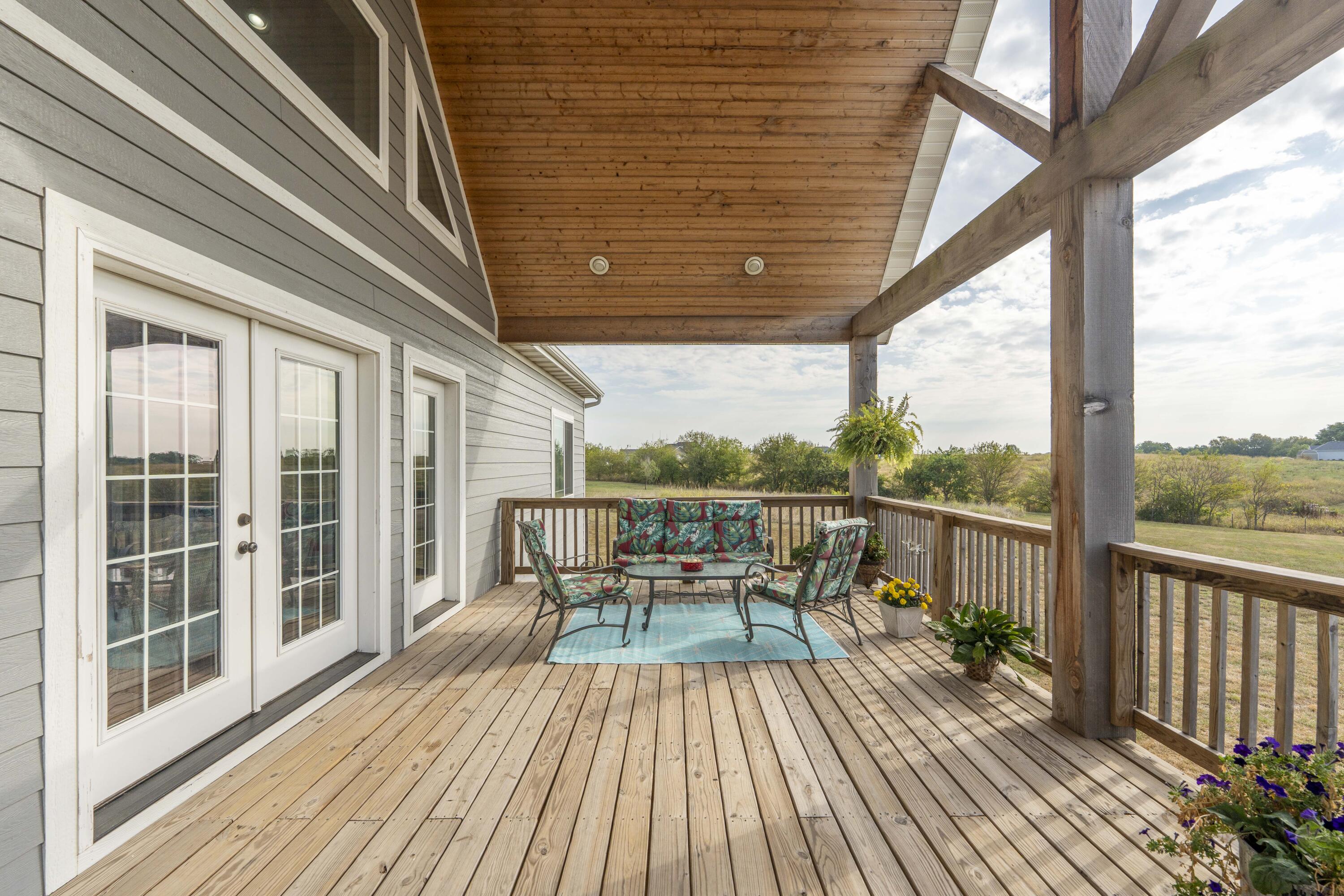 292 Woodman Lane Property Photo 30