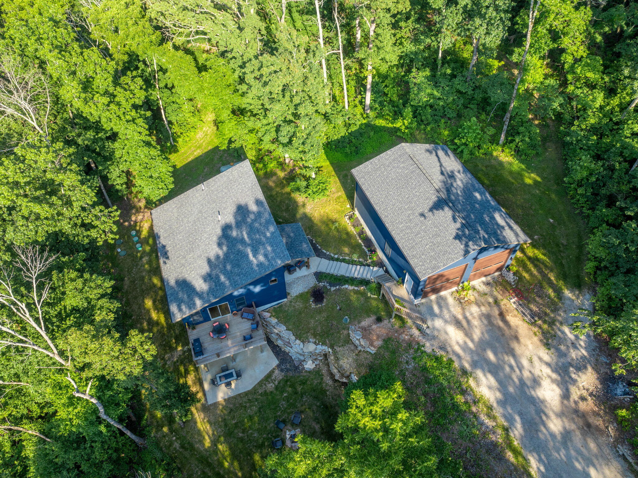 28 Irish Hills Boulevard Property Photo 2