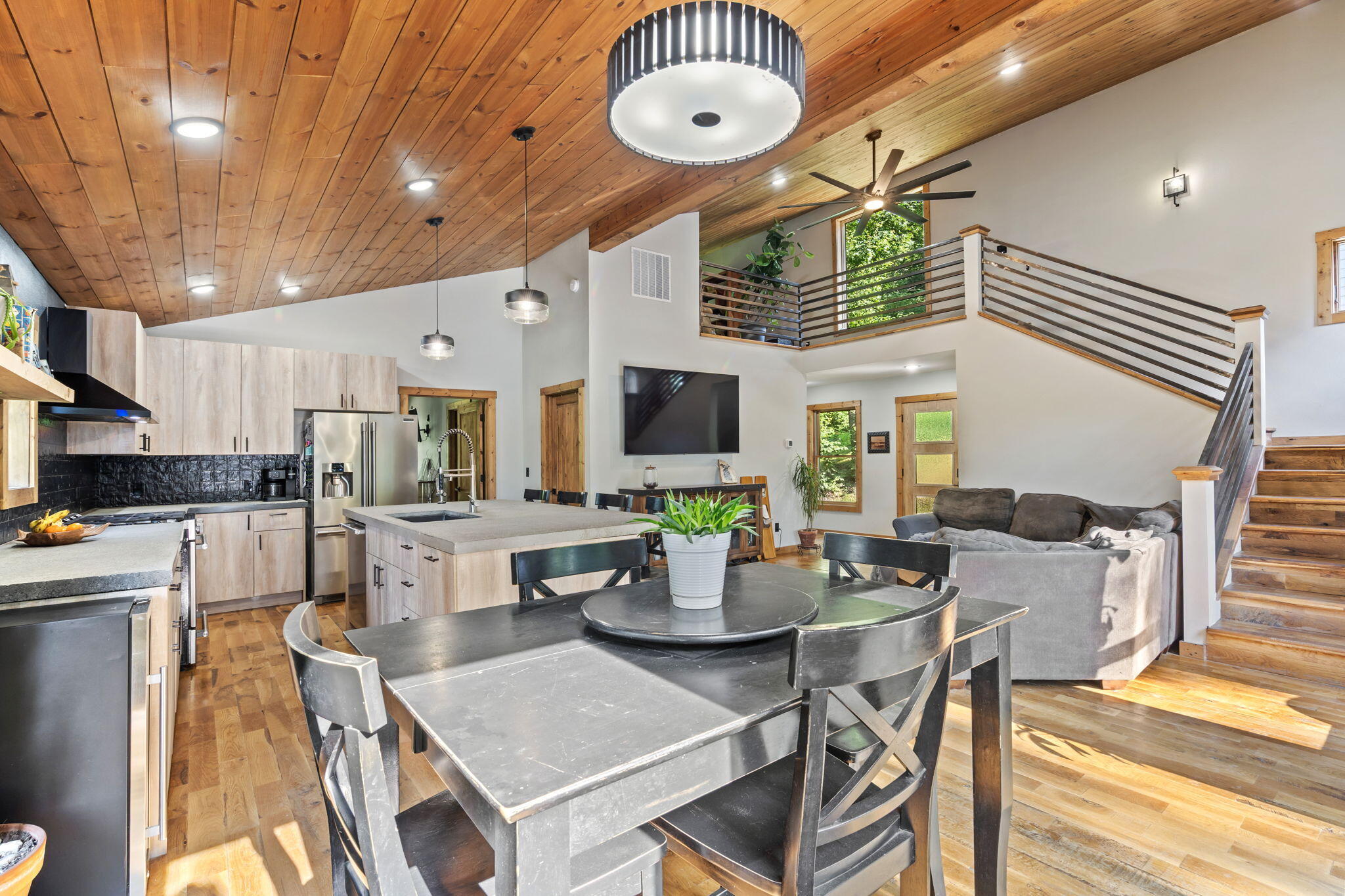 28 Irish Hills Boulevard Property Photo 14