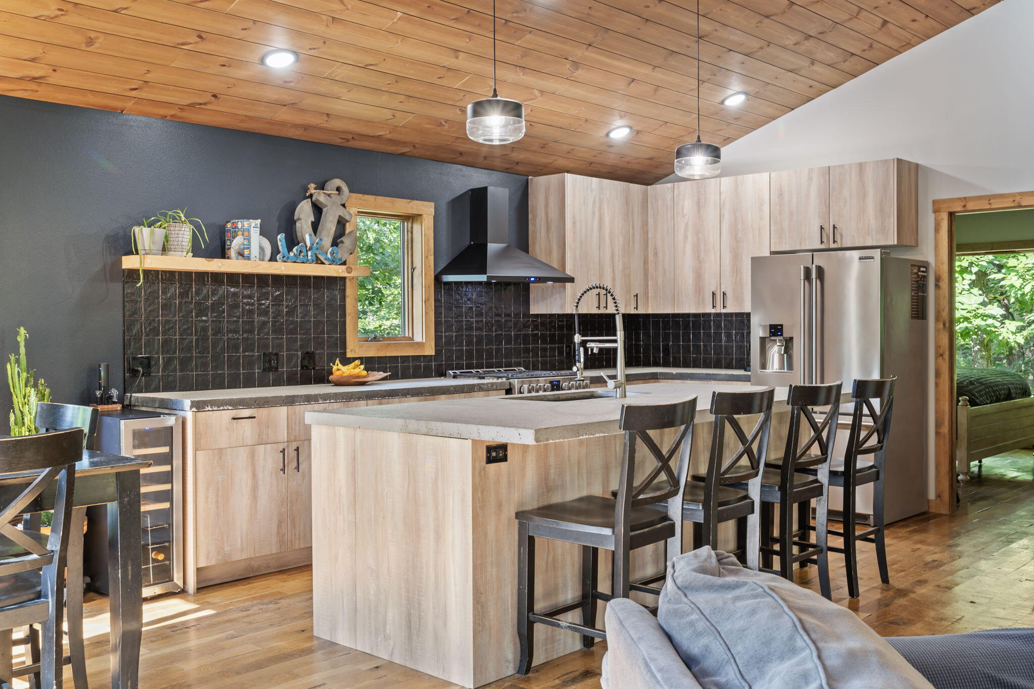 28 Irish Hills Boulevard Property Photo 19