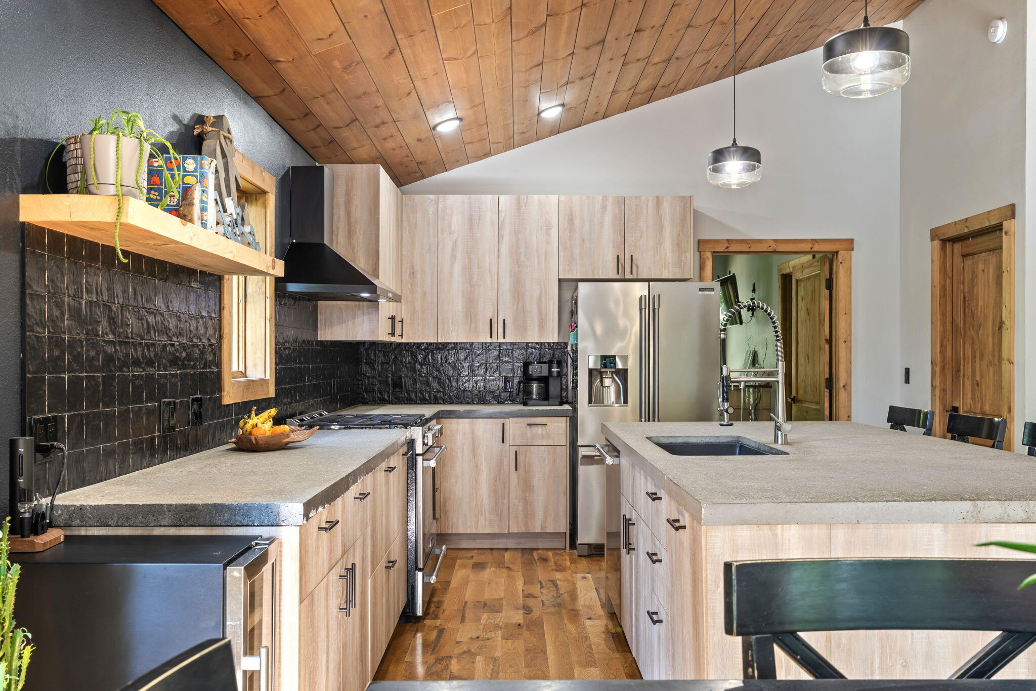 28 Irish Hills Boulevard Property Photo 26