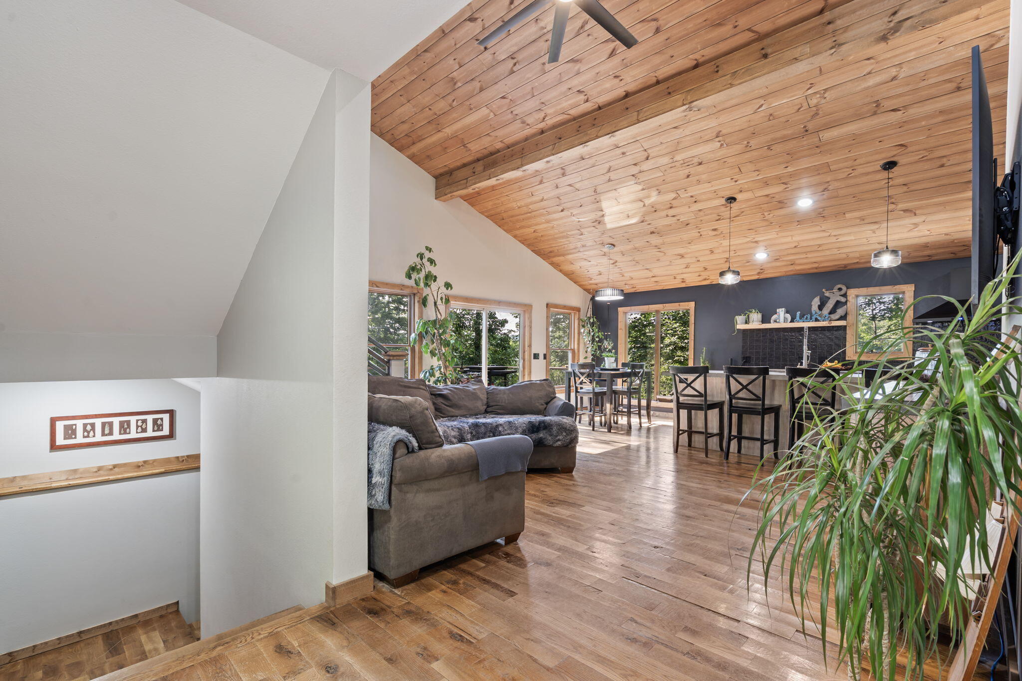 28 Irish Hills Boulevard Property Photo 47