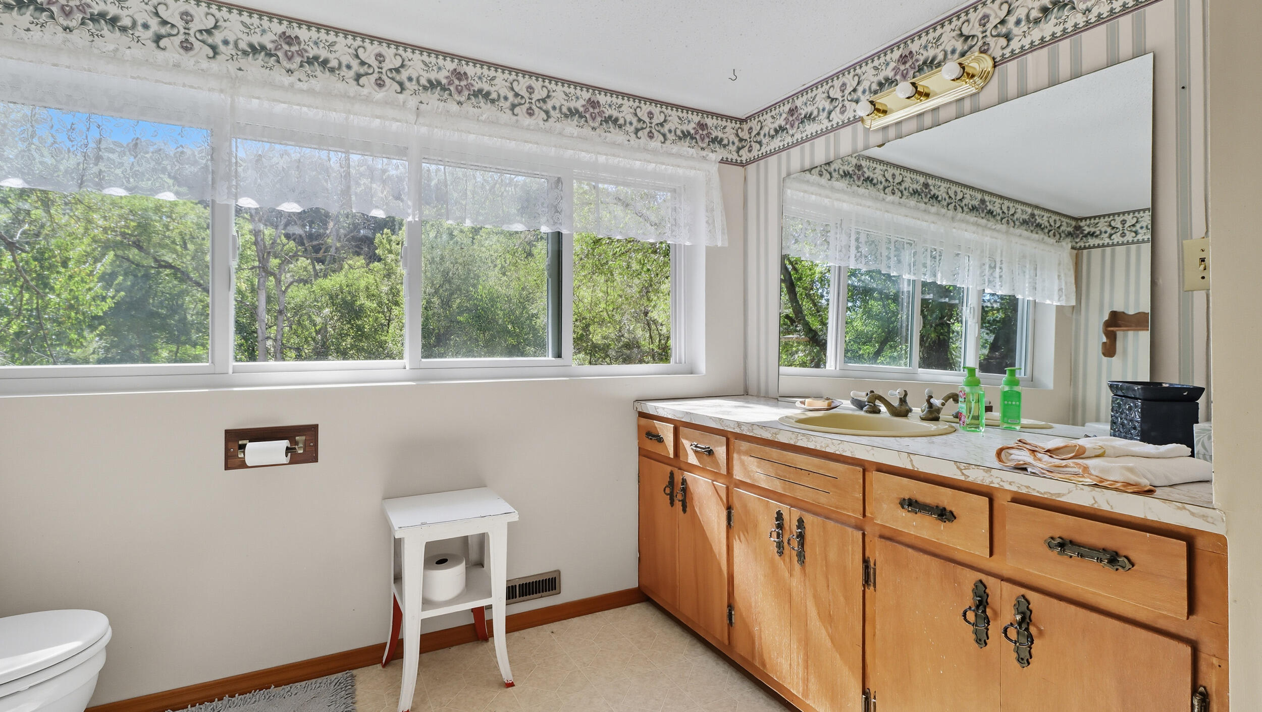 1211 County Road 316 Property Photo 23