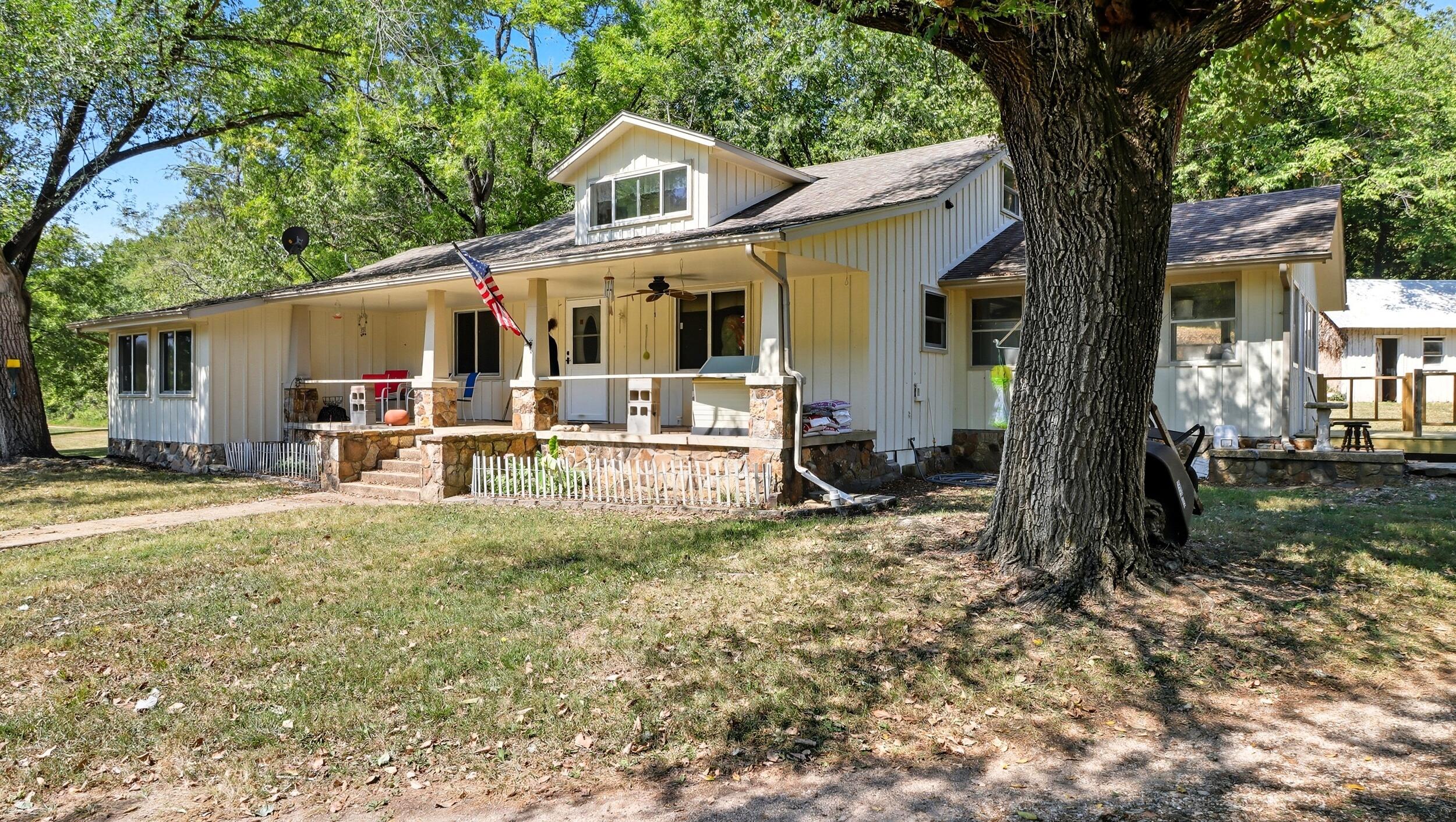 1211 County Road 316 Property Photo 24