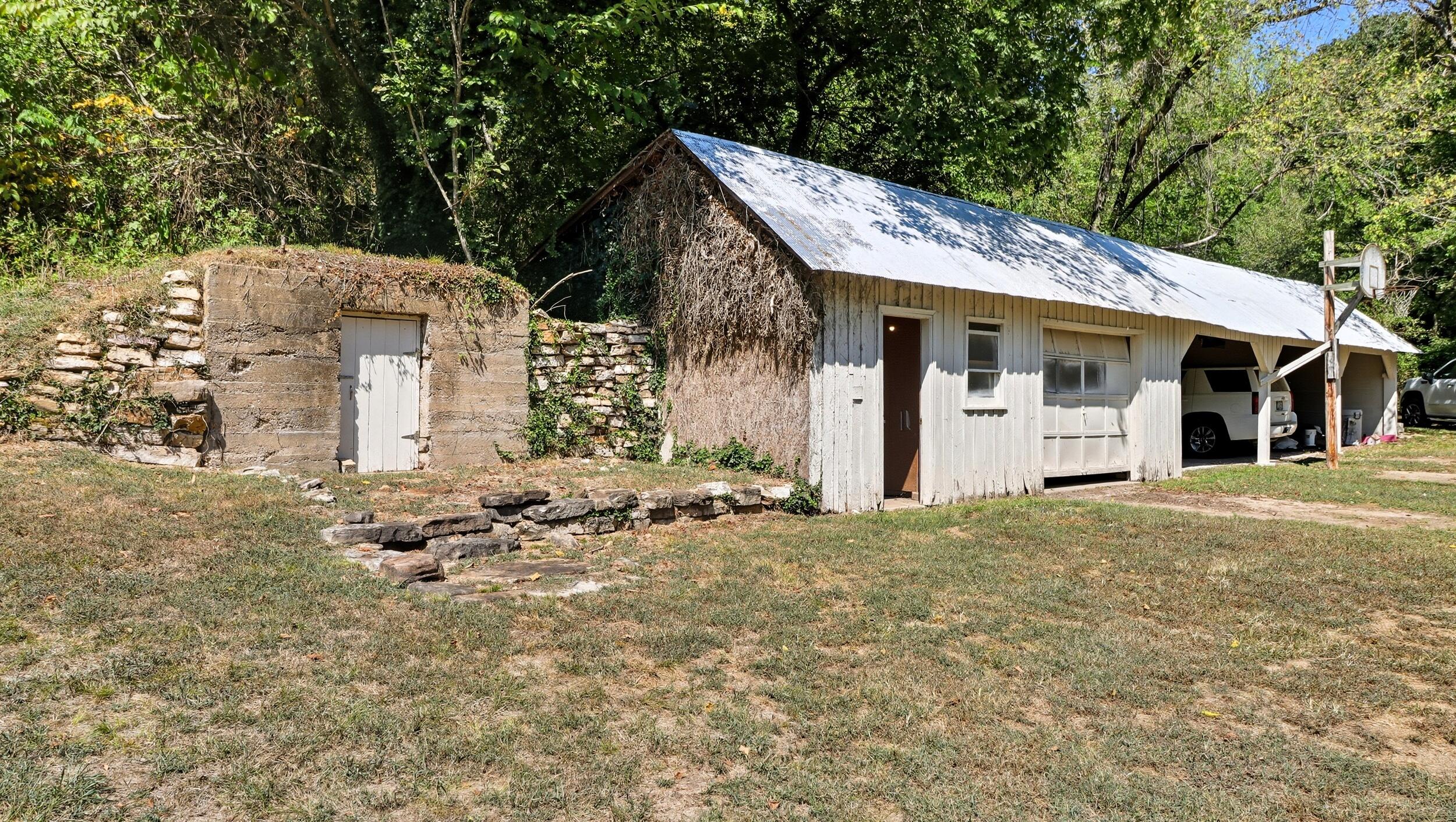 1211 County Road 316 Property Photo 34