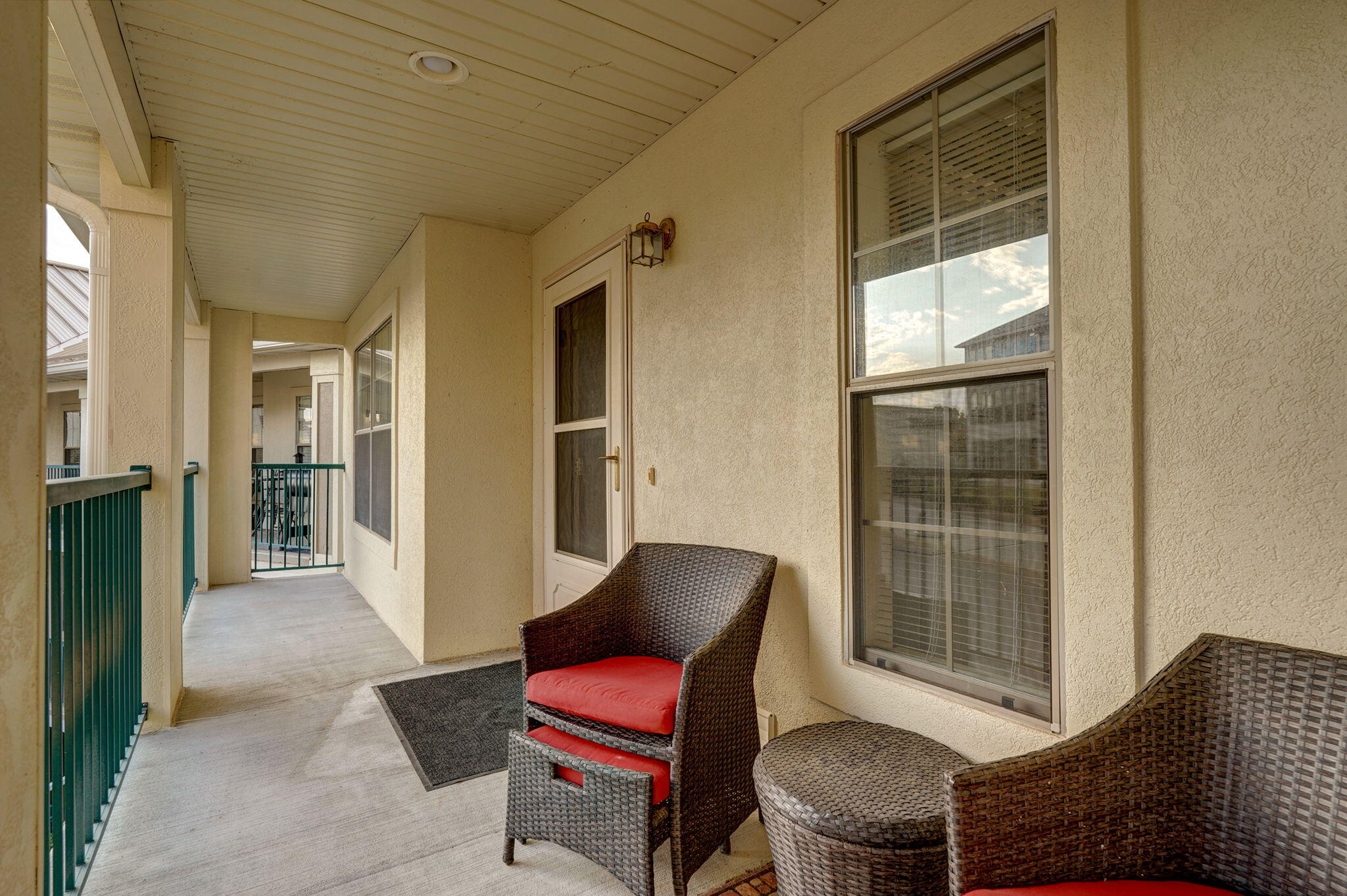 225 Lower Emerald Bay Circle Property Photo 3