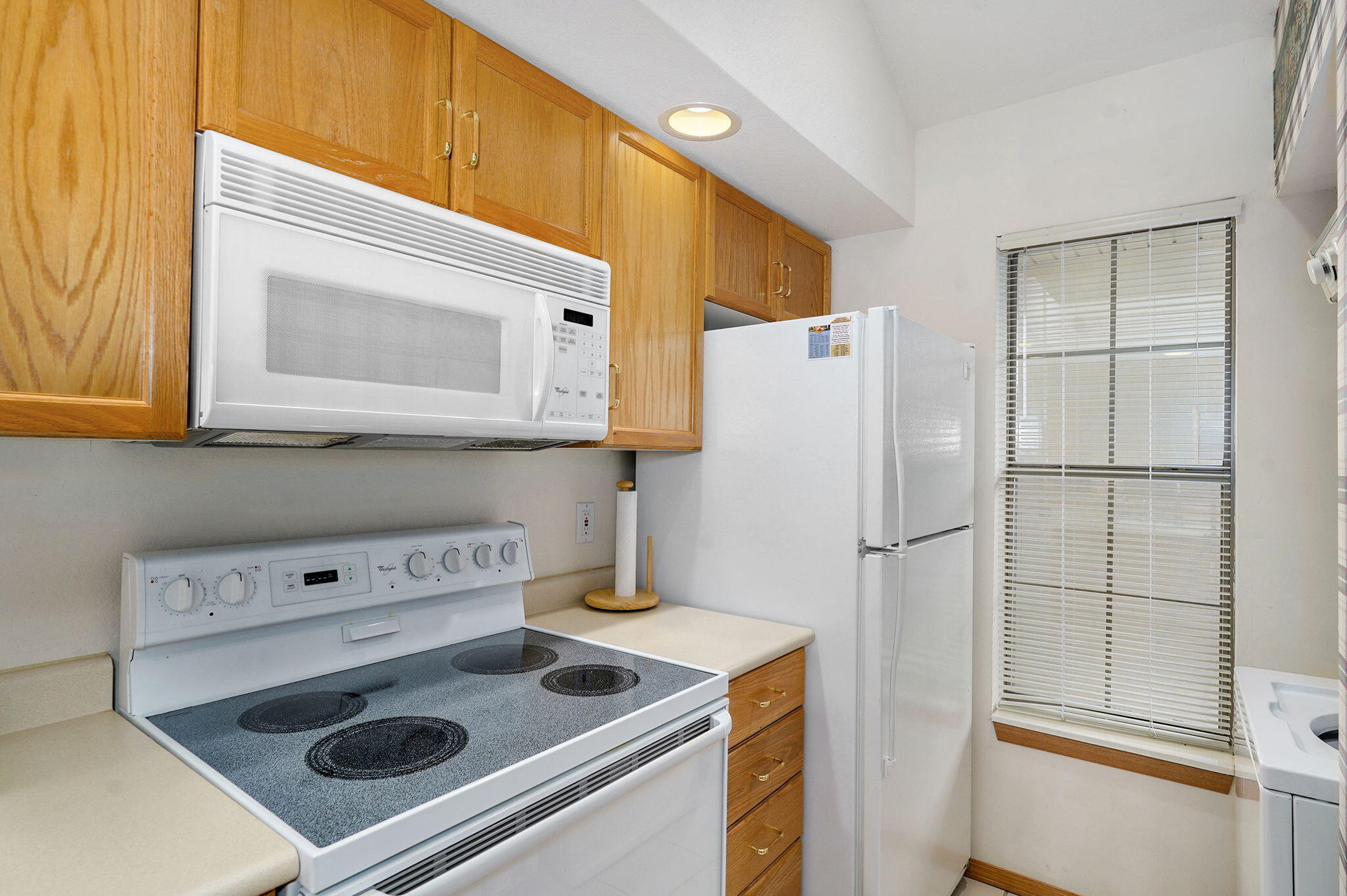 225 Lower Emerald Bay Circle Property Photo 6