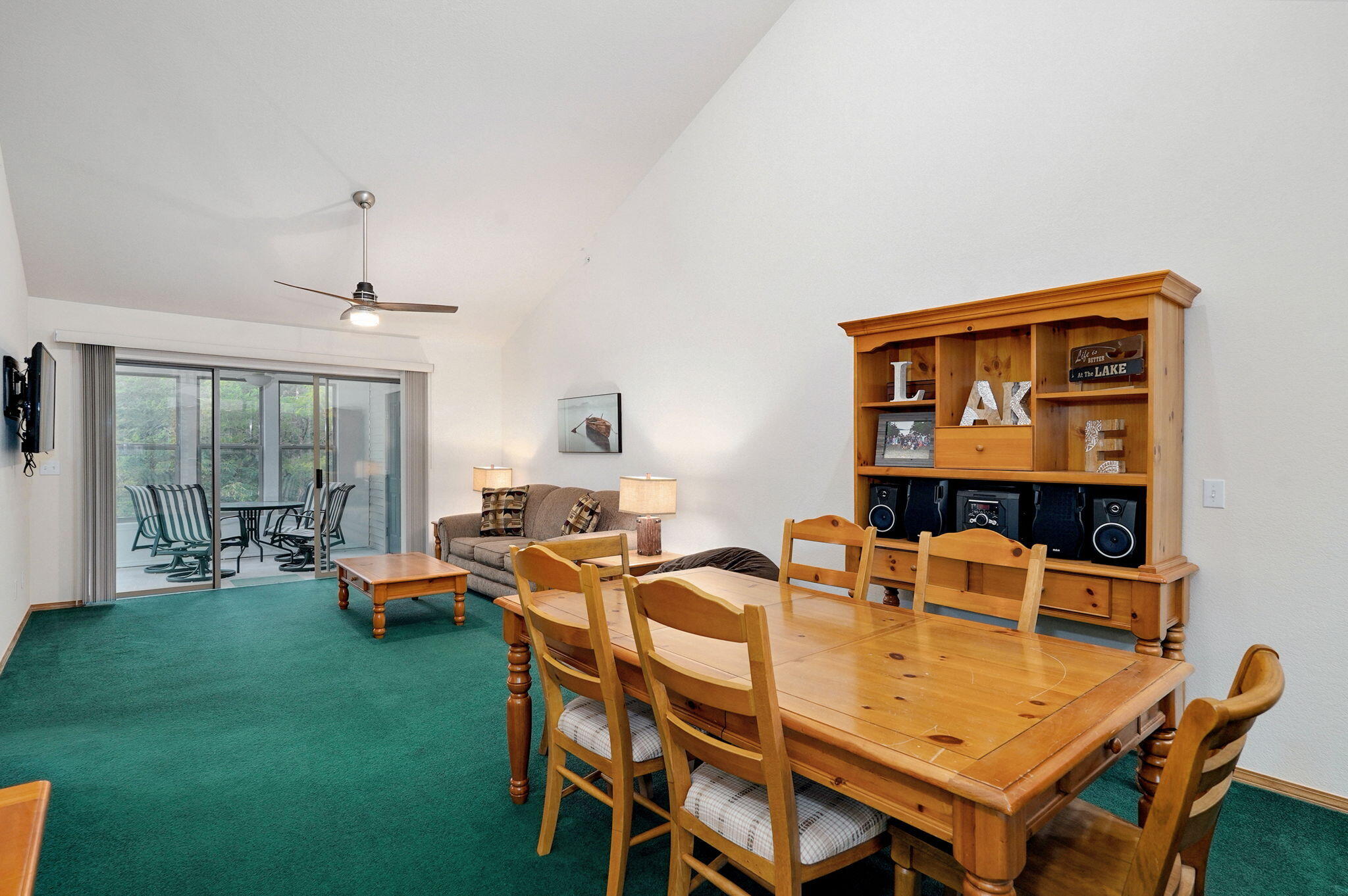 225 Lower Emerald Bay Circle Property Photo 8