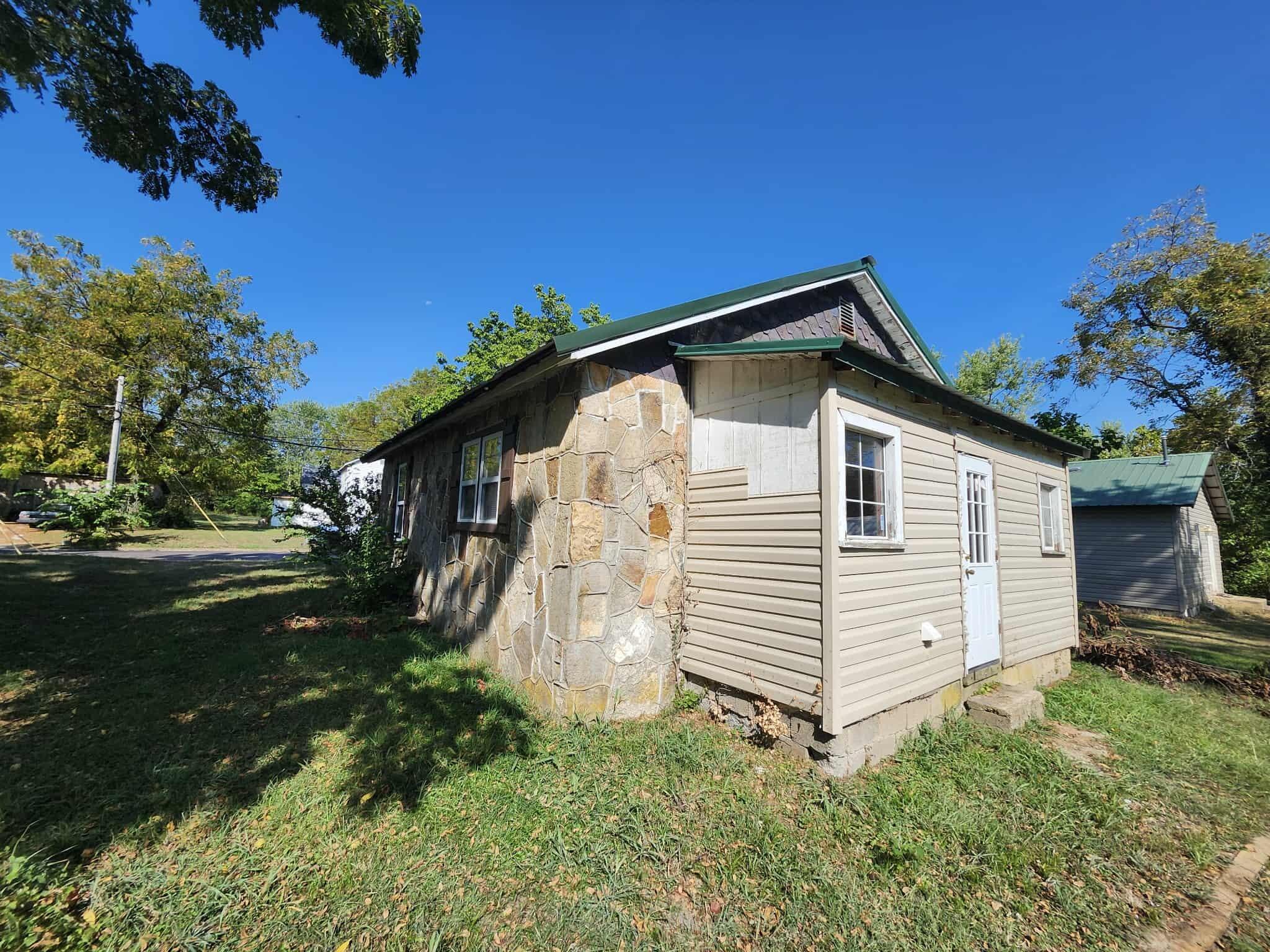 308 South High Property Photo 3