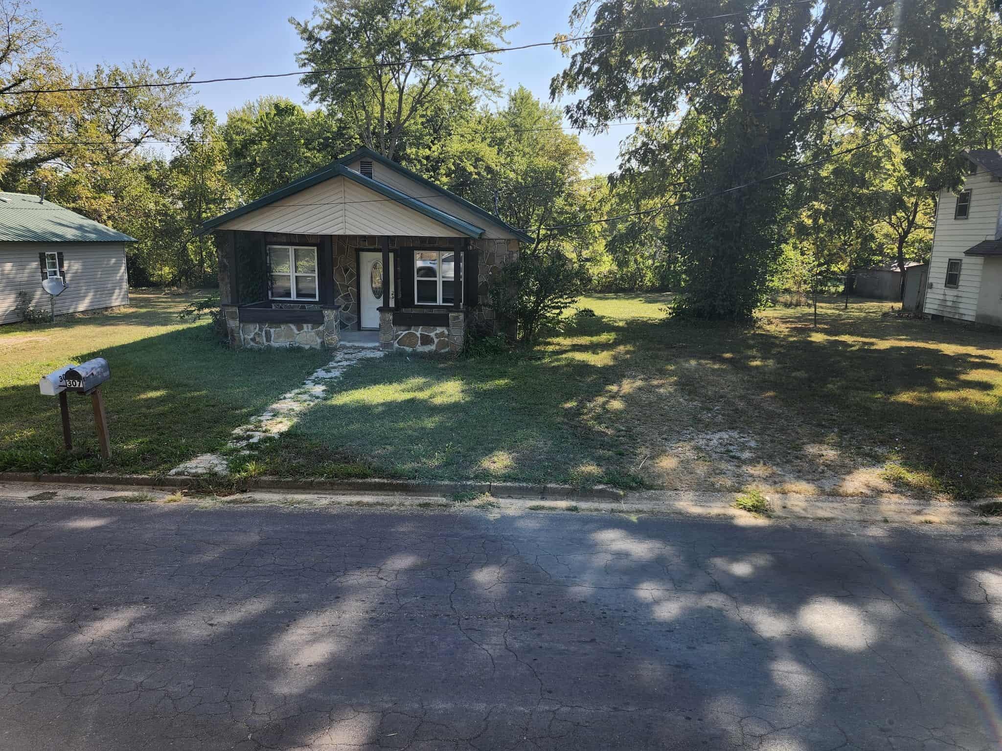 308 South High Property Photo 13