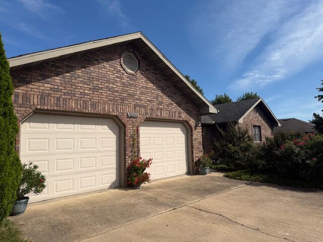 2404 Fruit Station Drive Property Photo 4