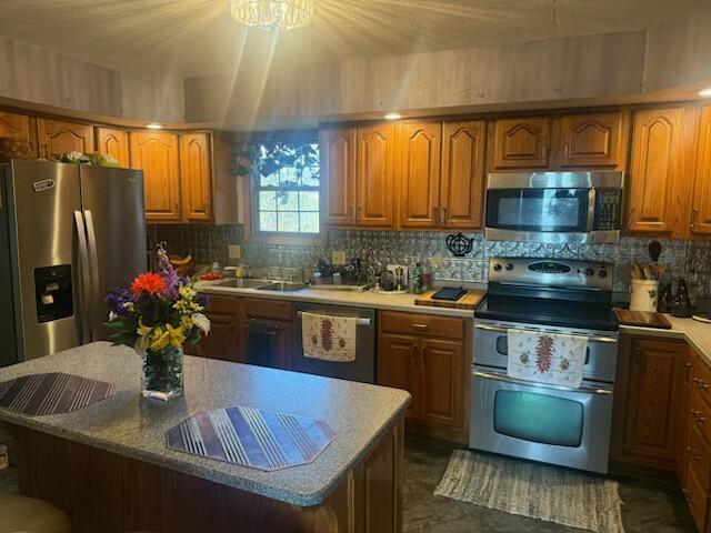 2404 Fruit Station Drive Property Photo 9