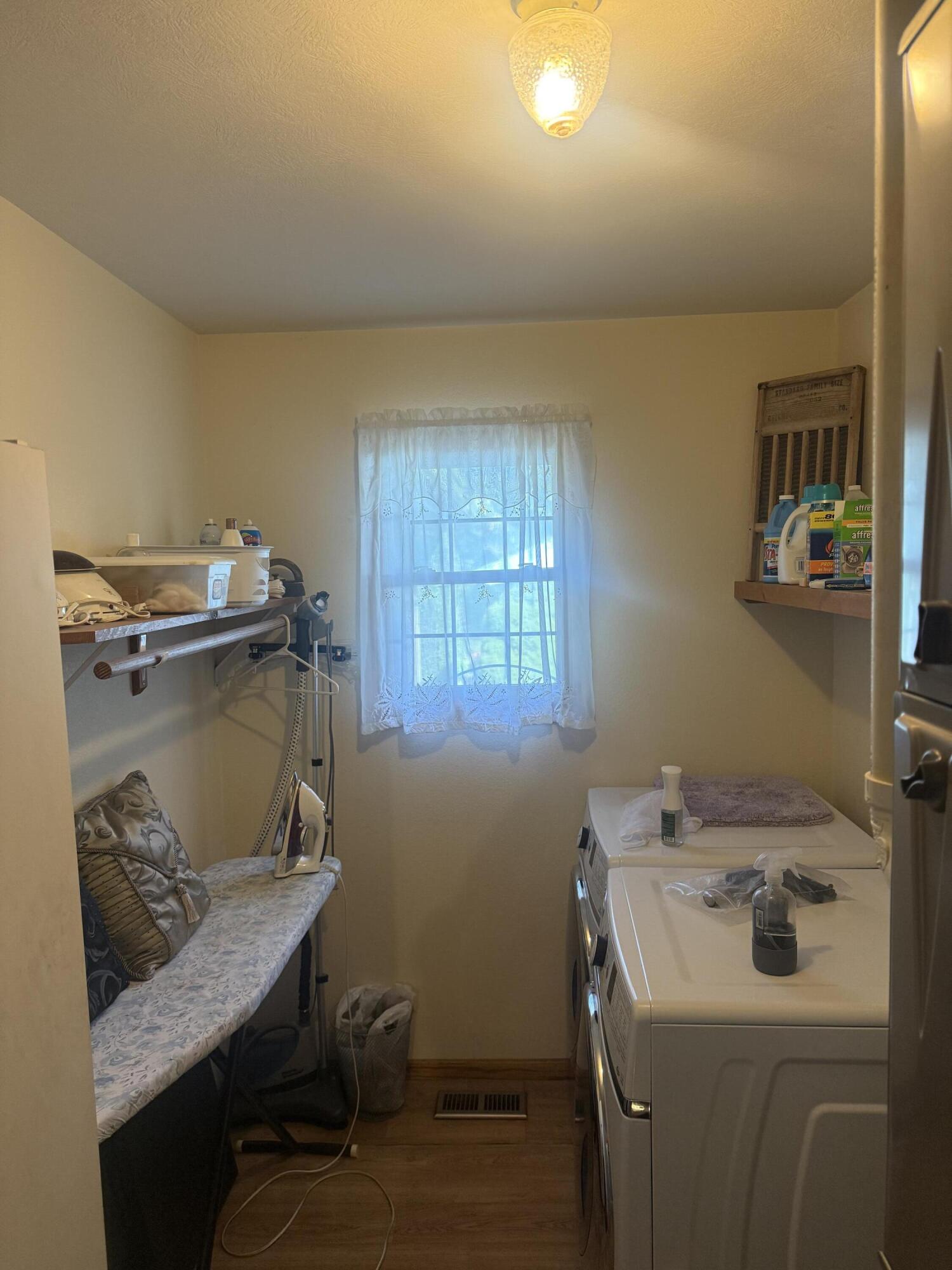 2404 Fruit Station Drive Property Photo 22