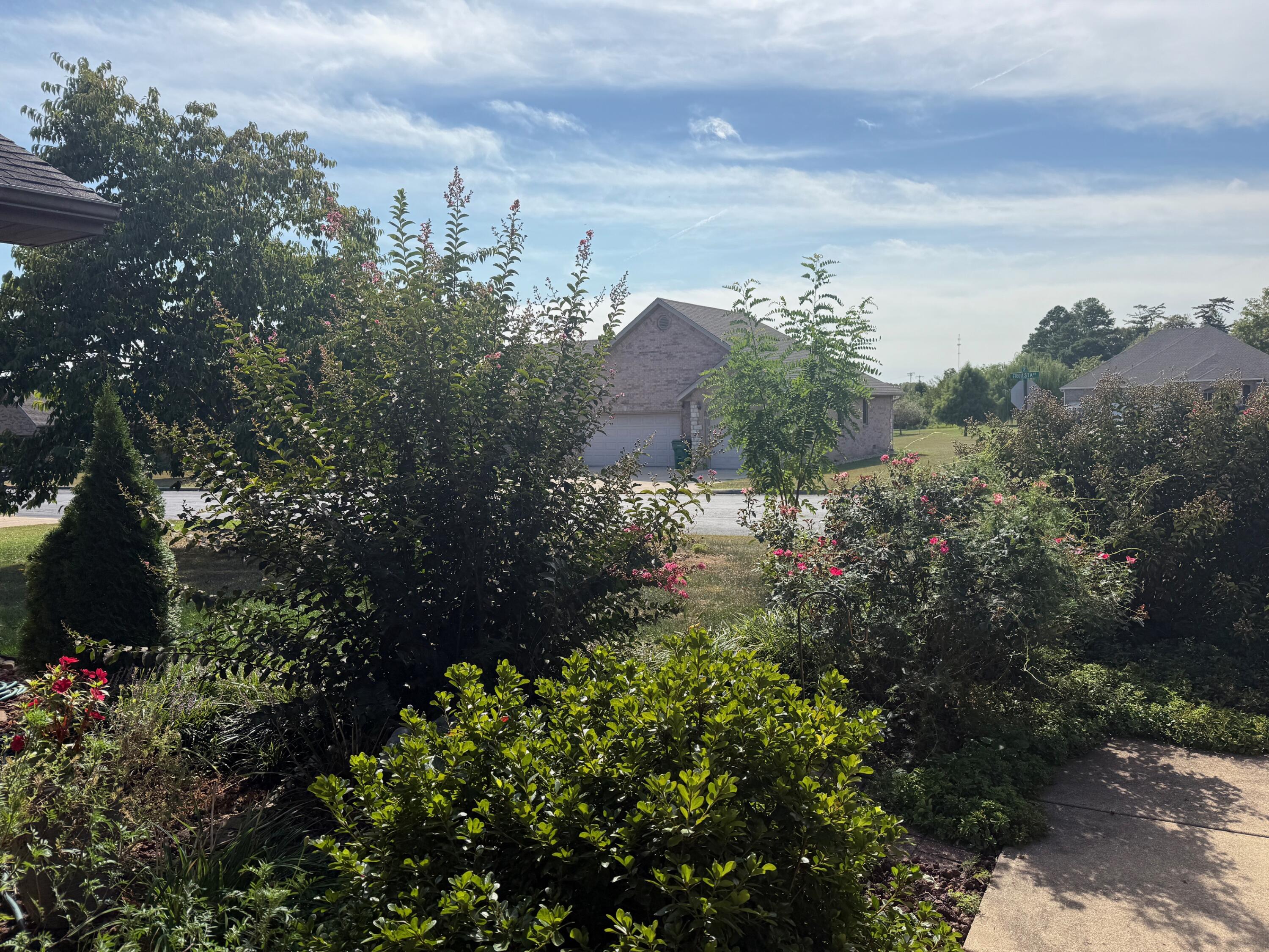 2404 Fruit Station Drive Property Photo 30