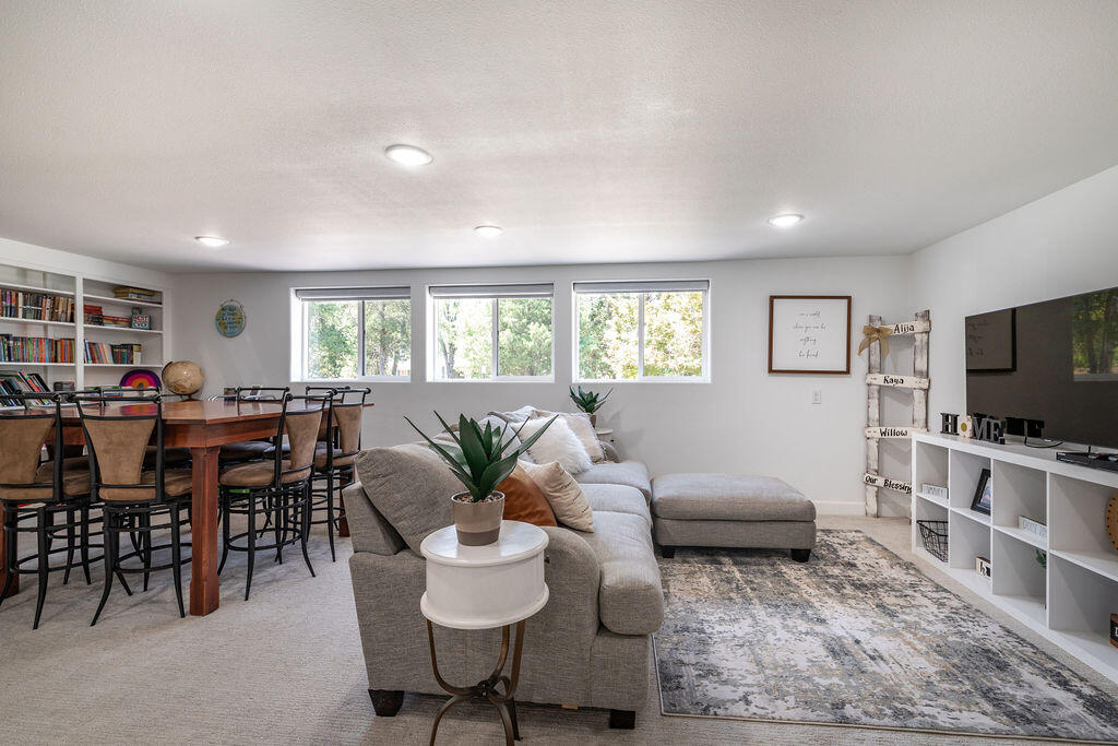 530 Parnell Drive Property Photo 36