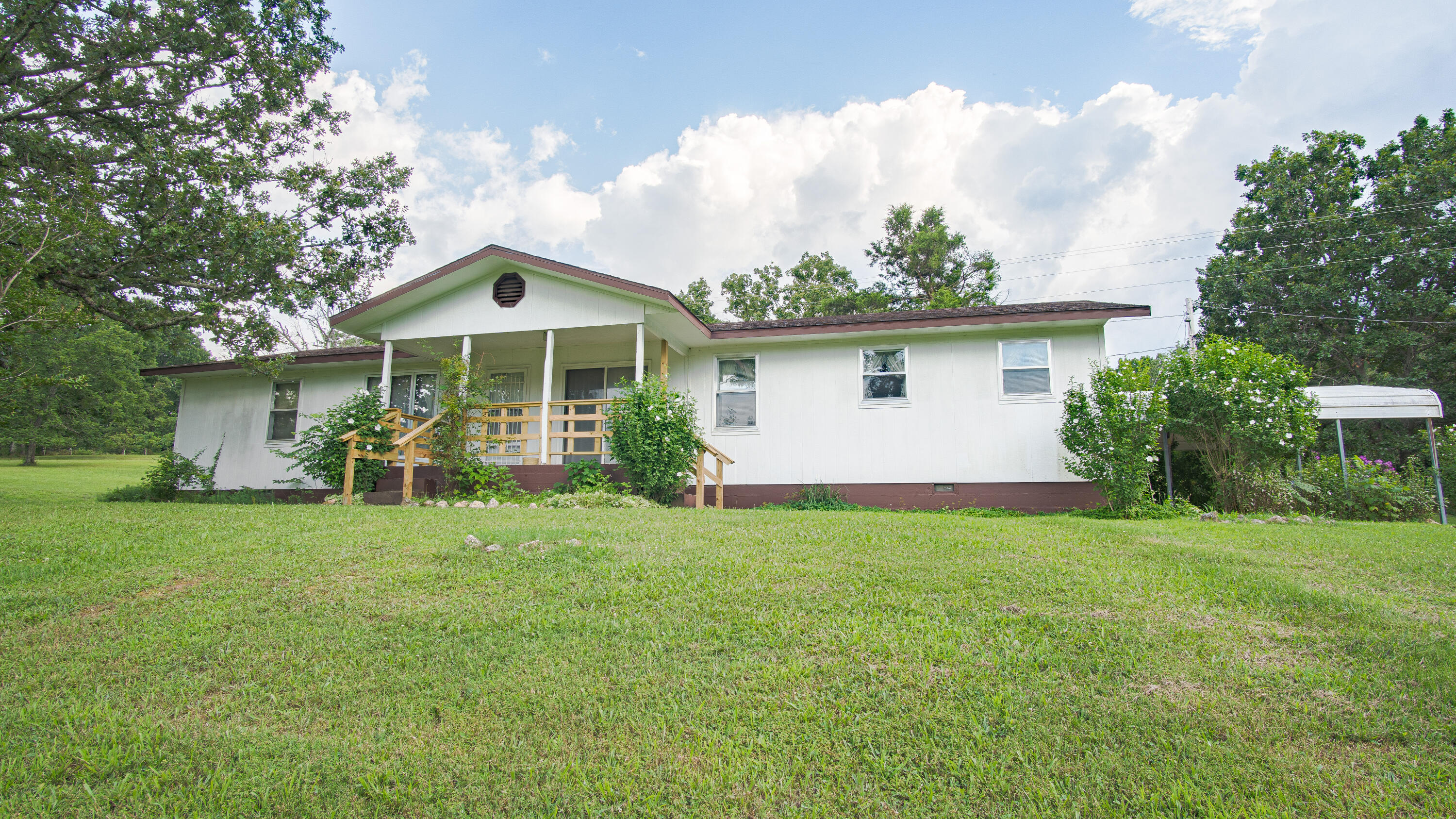 9052 Private Dr 3053 Property Photo 2