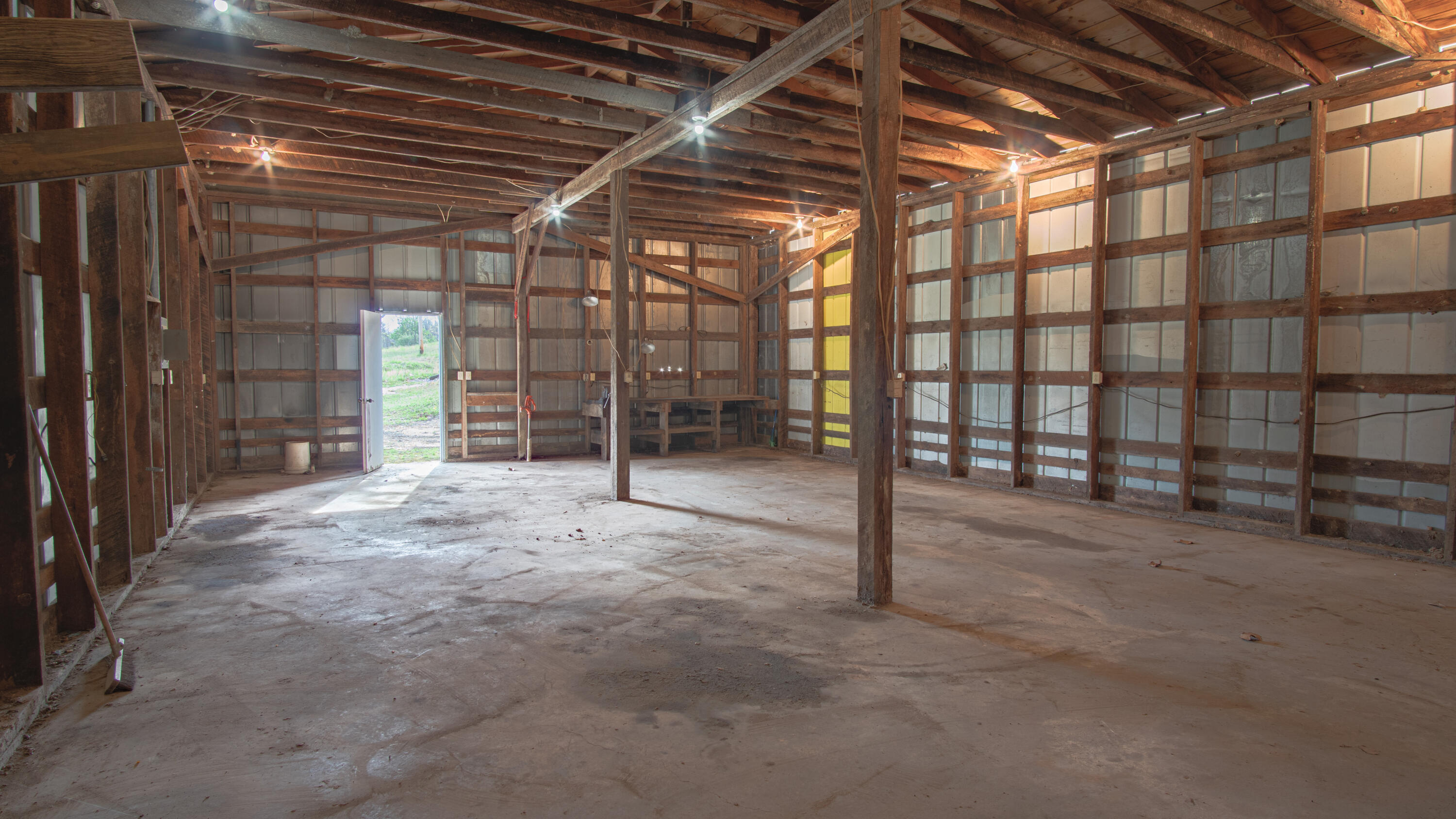 9052 Private Dr 3053 Property Photo 29
