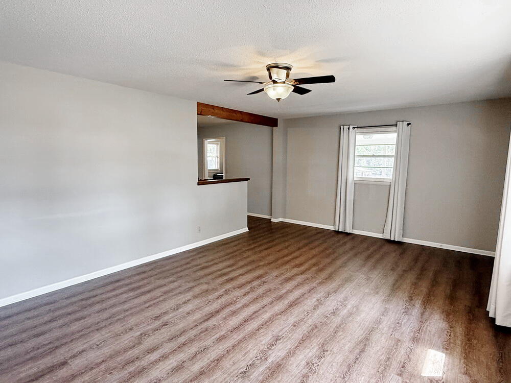 705 Sunset Drive Property Photo 5