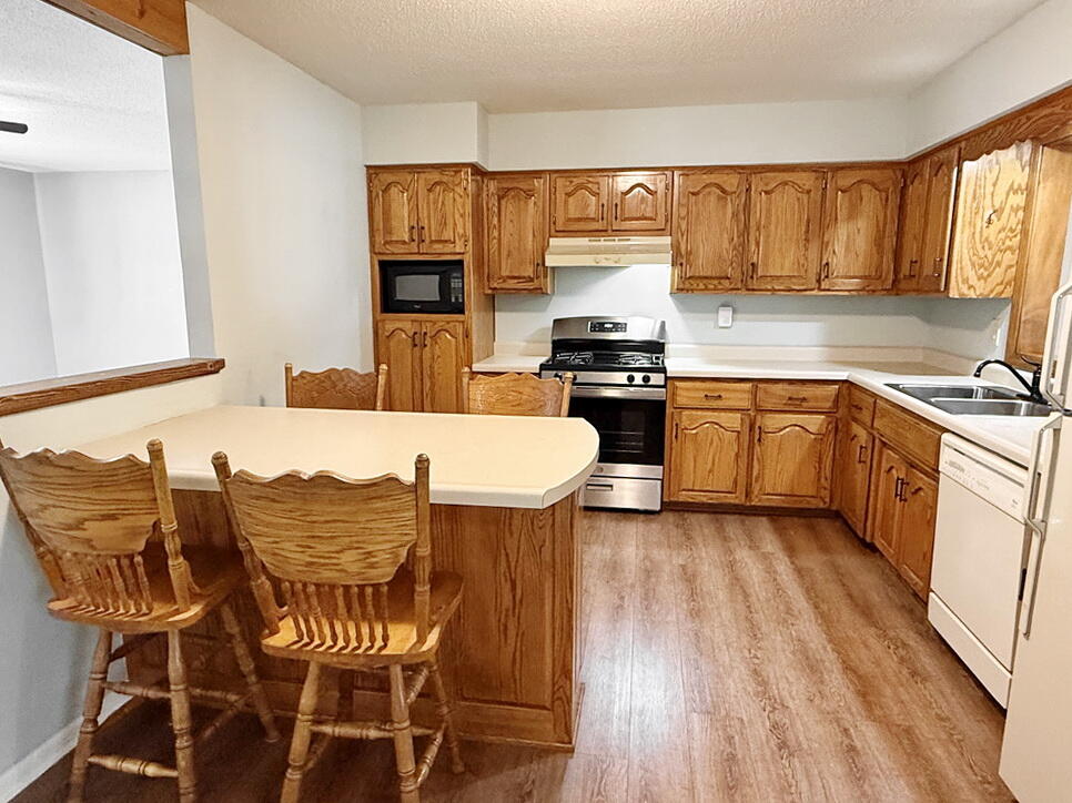 705 Sunset Drive Property Photo 7