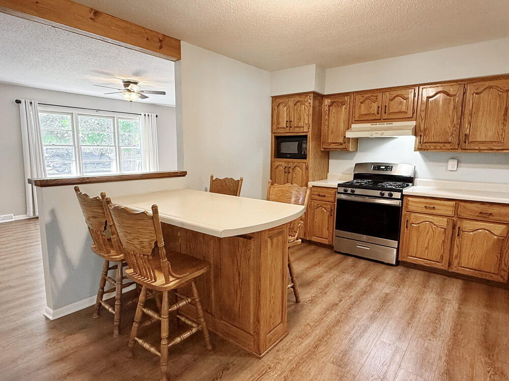 705 Sunset Drive Property Photo 8