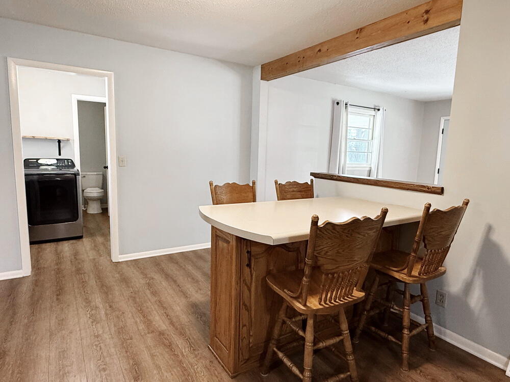 705 Sunset Drive Property Photo 10