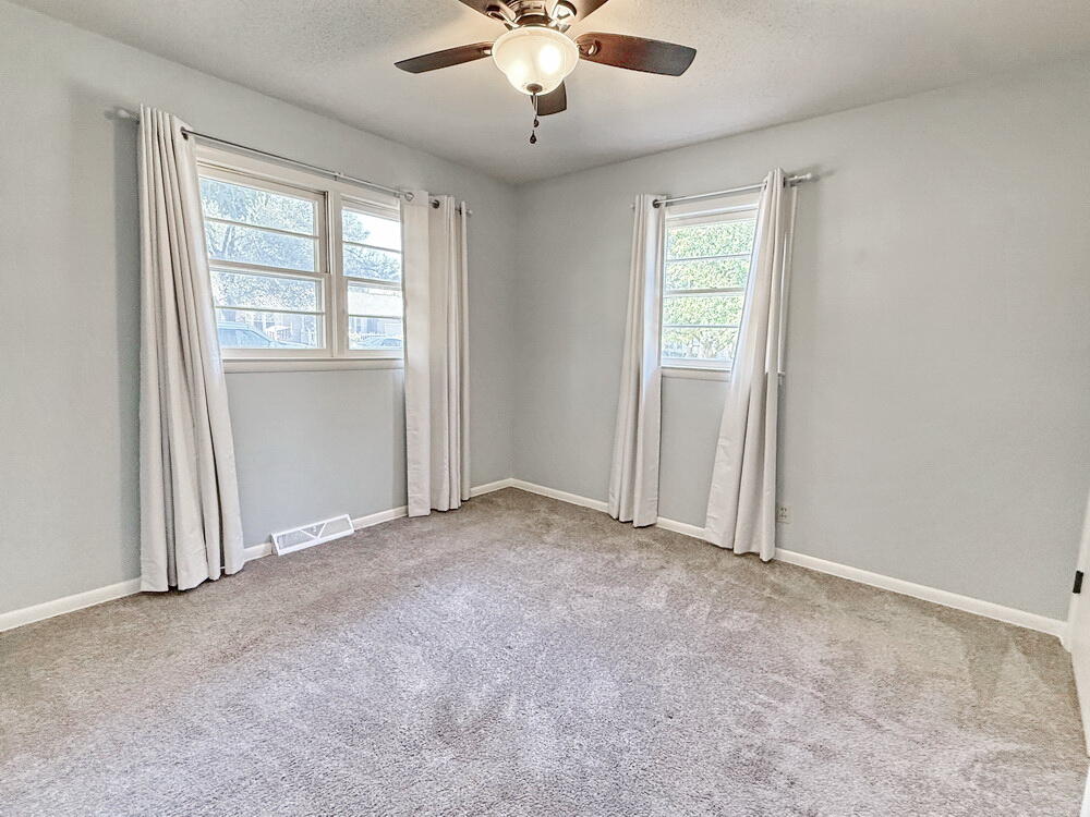 705 Sunset Drive Property Photo 19