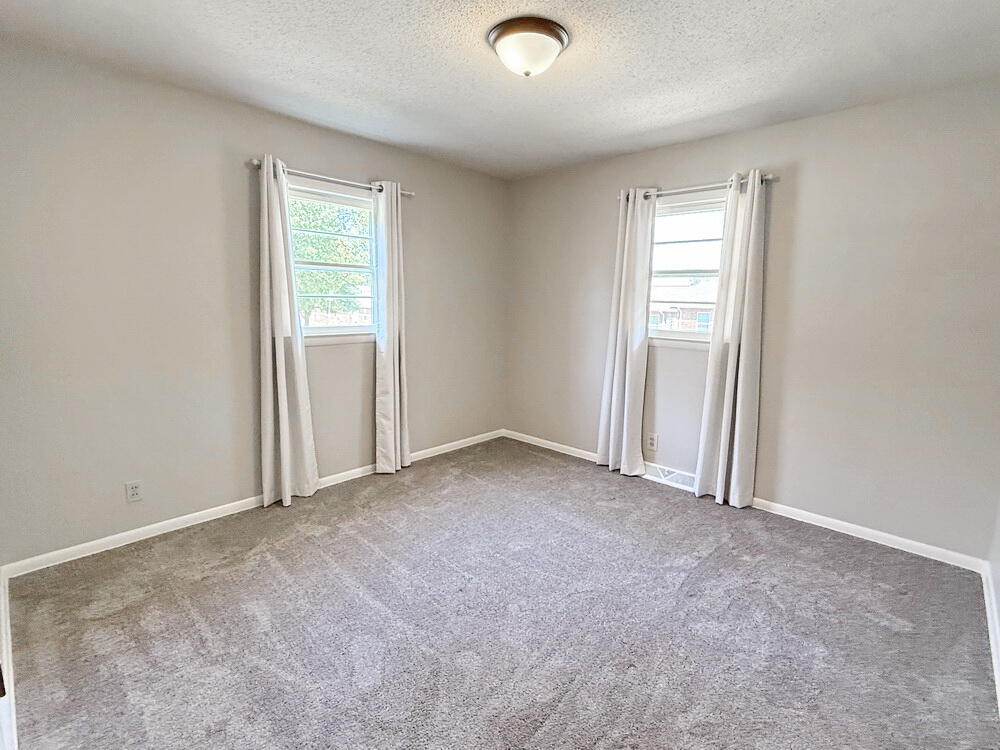 705 Sunset Drive Property Photo 21