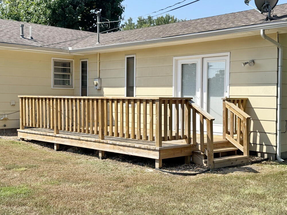 705 Sunset Drive Property Photo 29