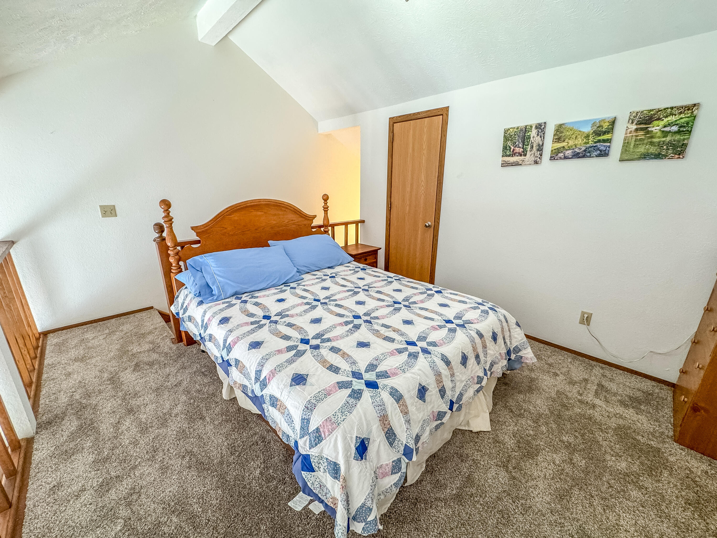 3 Memory Lane Property Photo 6