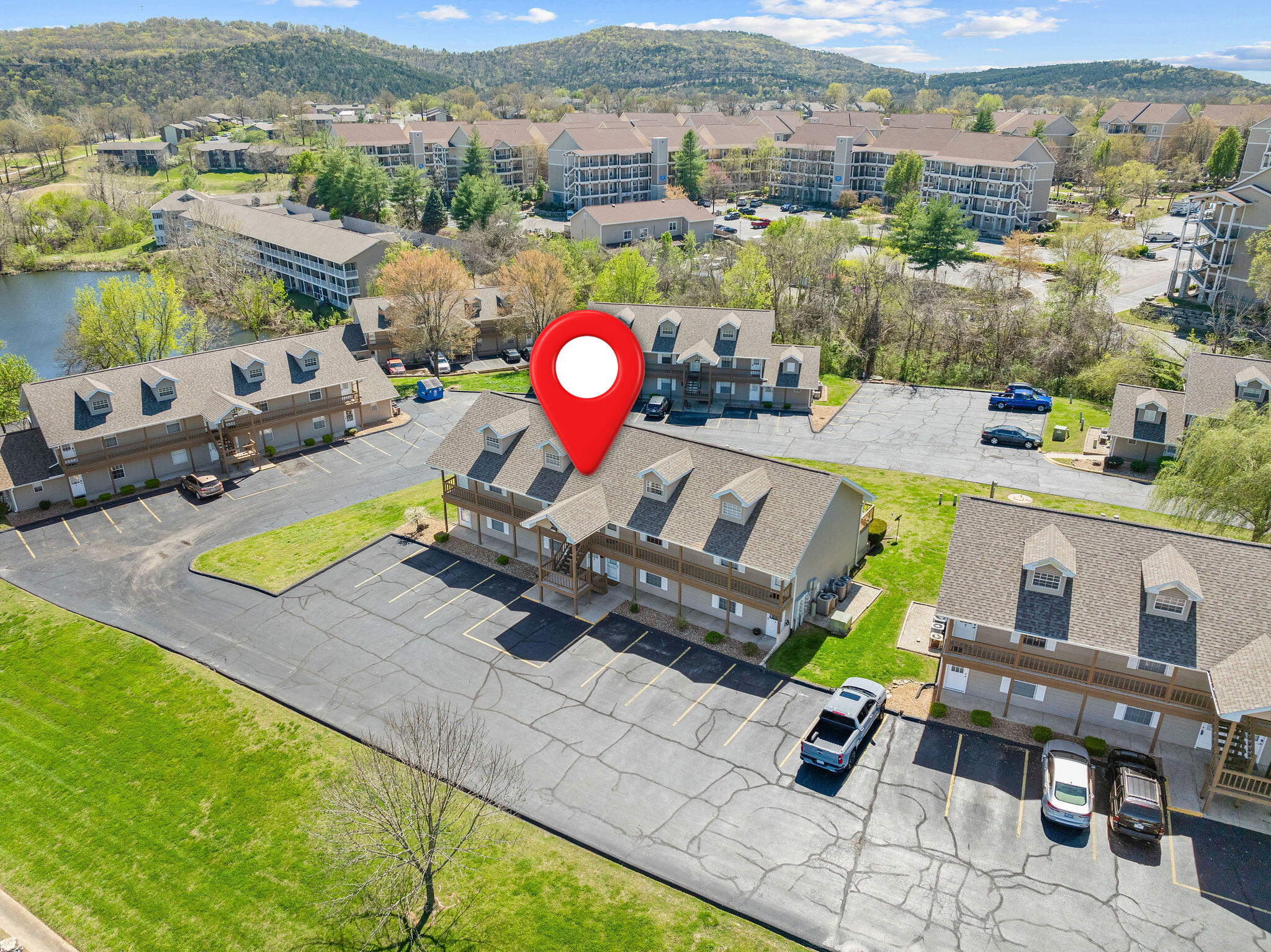 3 Memory Lane Property Photo 9