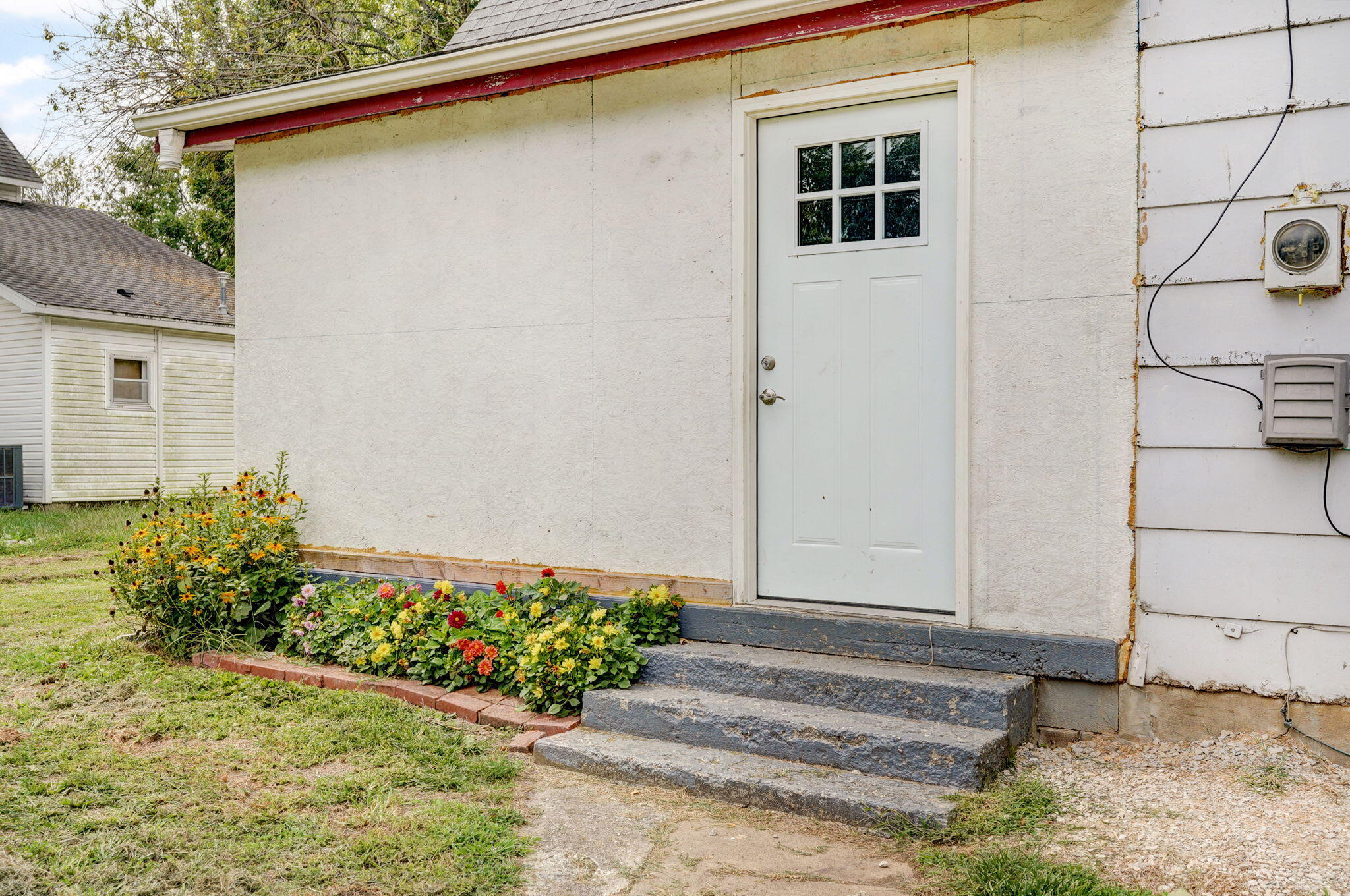 805 North Sycamore Street Property Photo 3