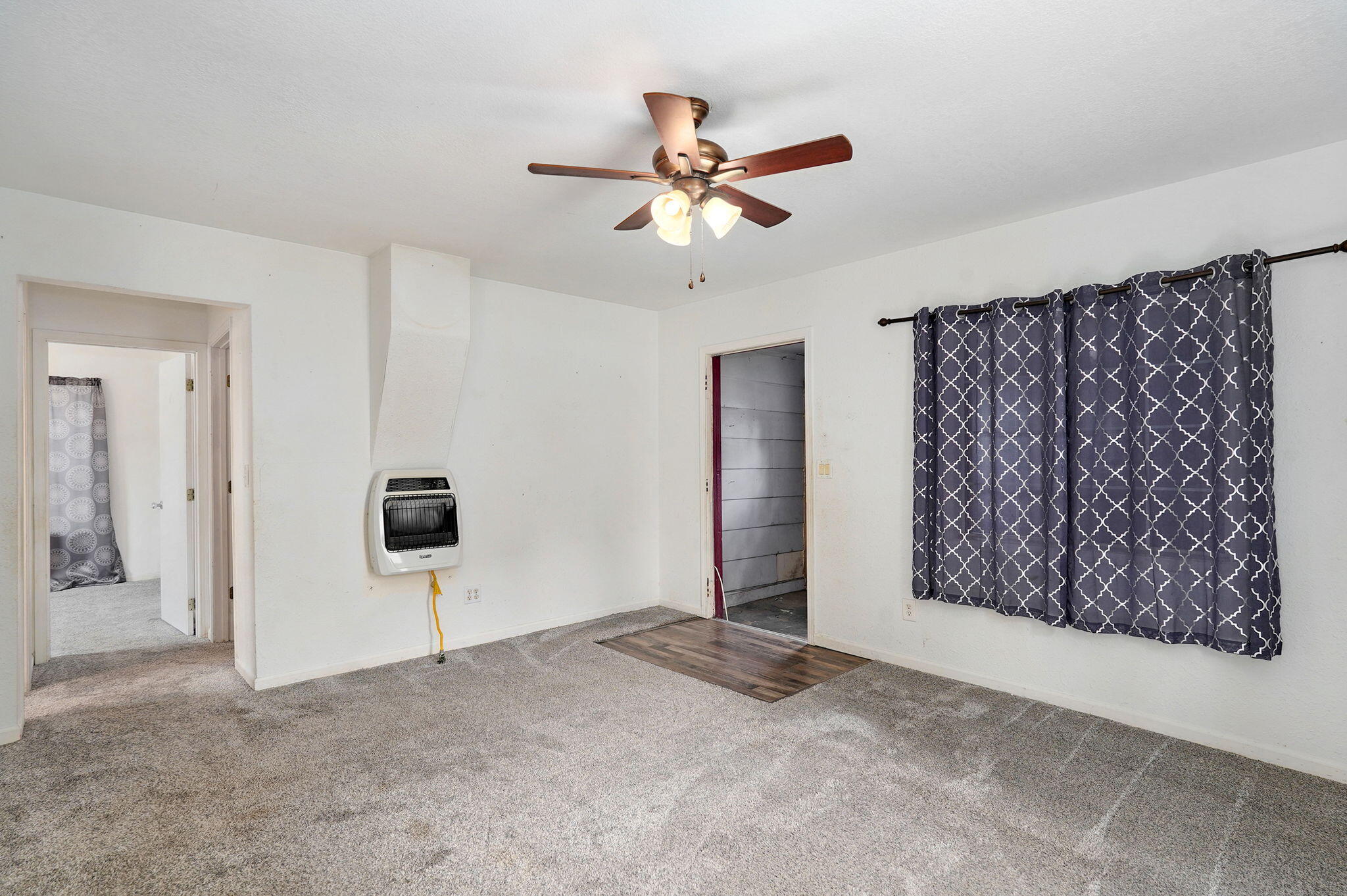 805 North Sycamore Street Property Photo 5