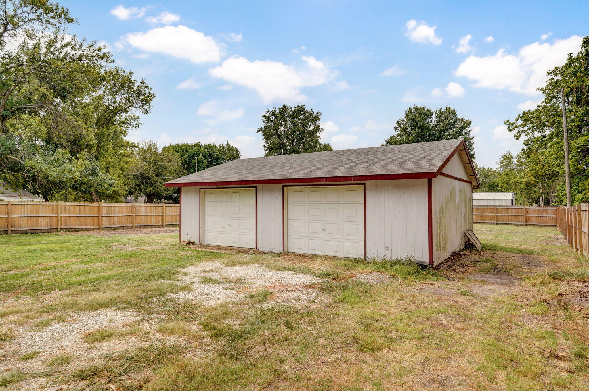 805 North Sycamore Street Property Photo 14