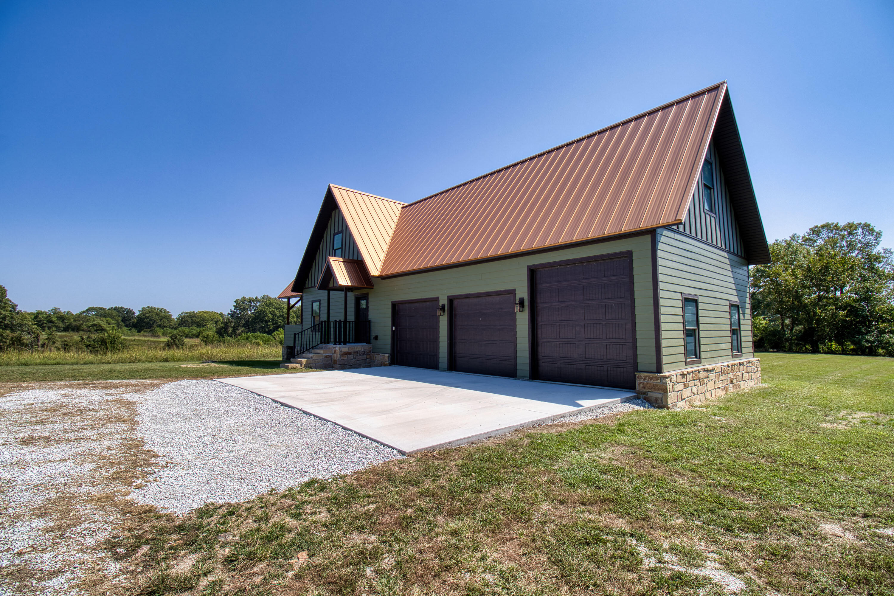 43 Spring Flood Road Property Photo 14