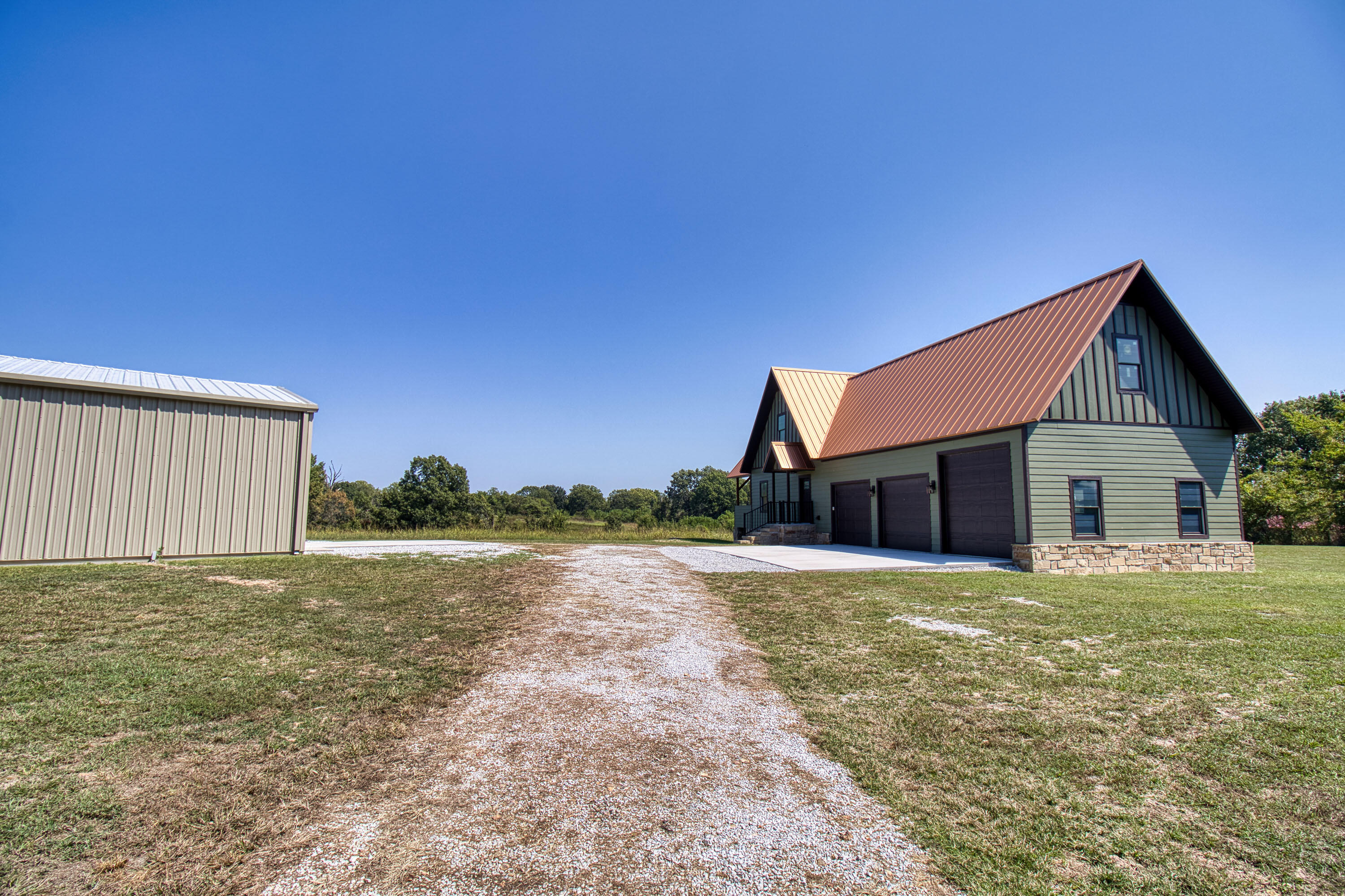 43 Spring Flood Road Property Photo 16