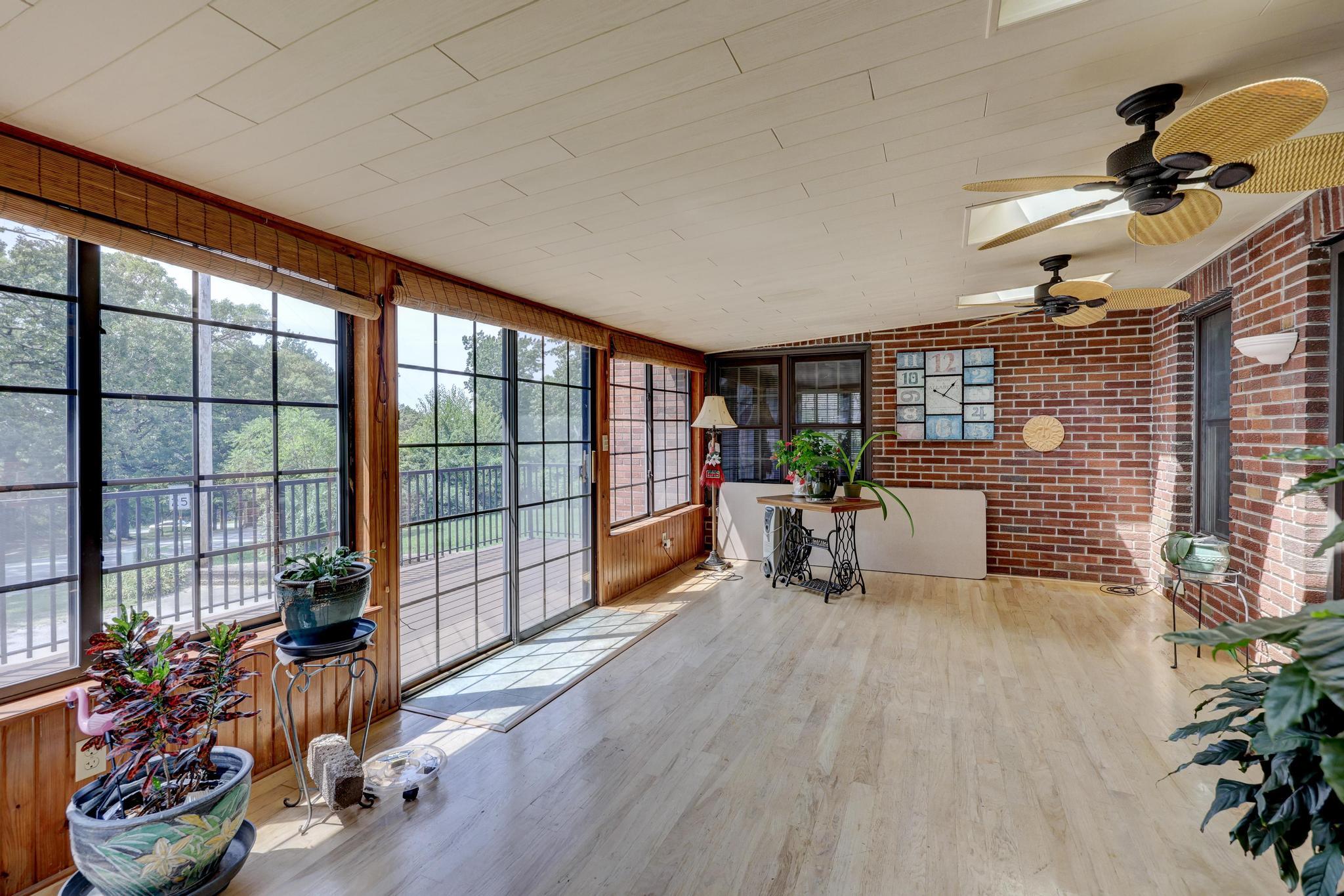 748 Oak Ridge Drive Property Photo 15