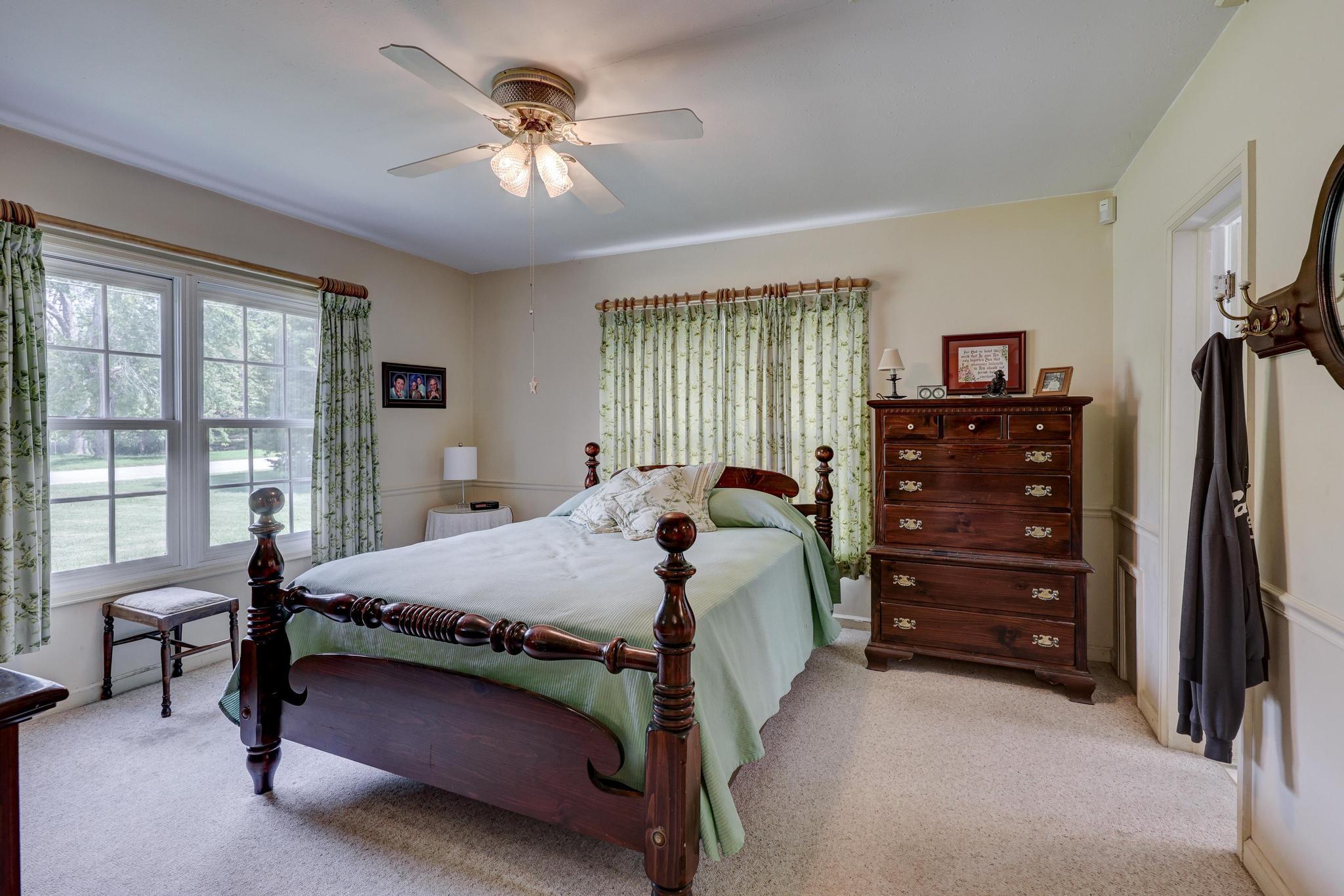 748 Oak Ridge Drive Property Photo 24