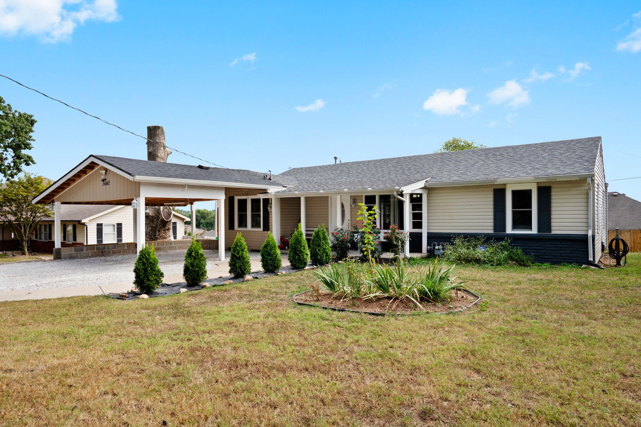 3642 South Sulgrove Avenue Property Photo 1