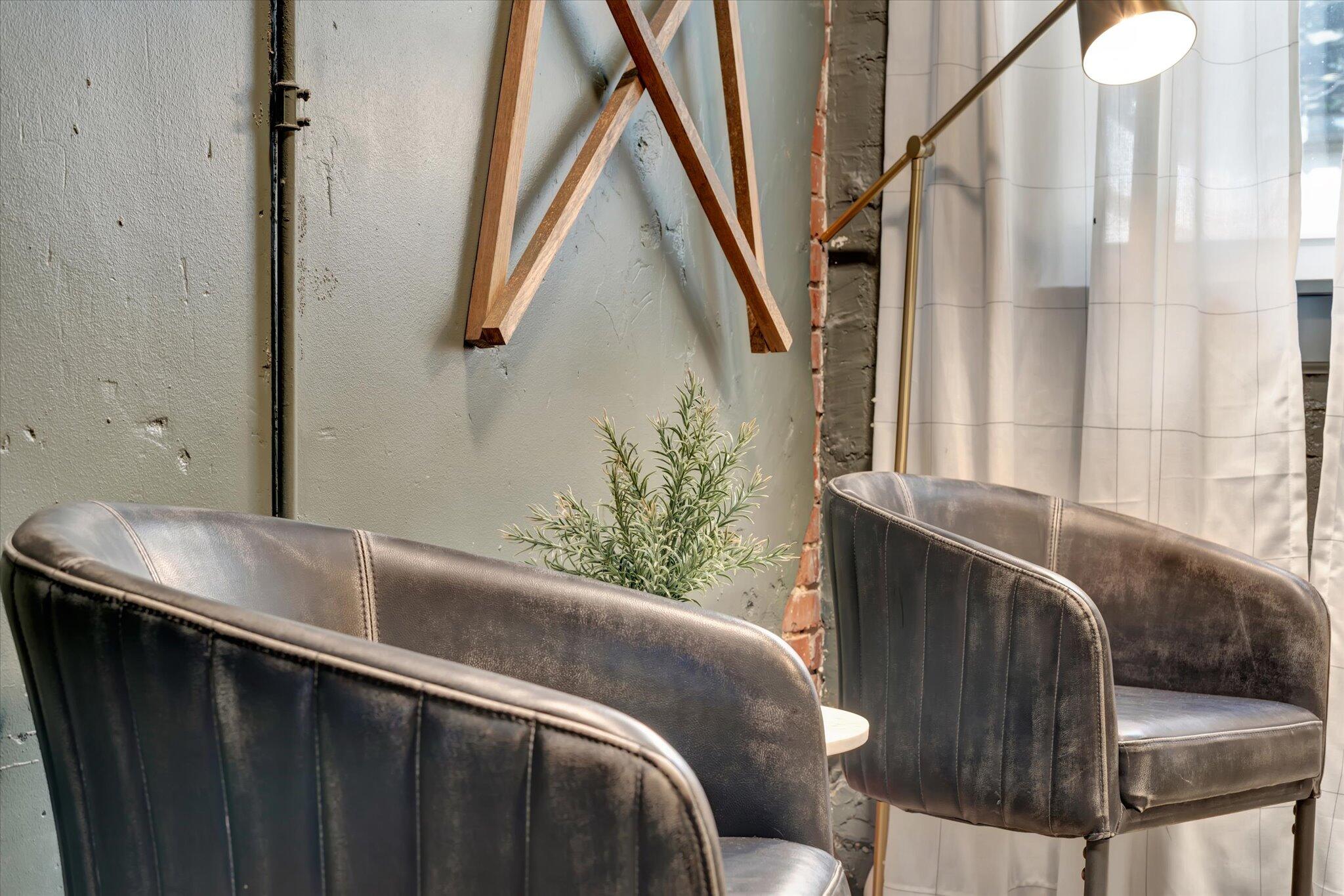 944-946 North Main Avenue Property Photo 20