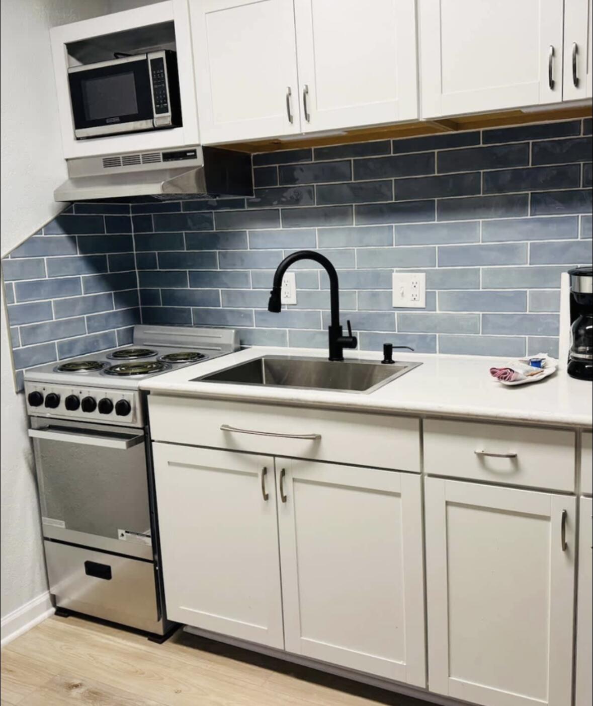 159 Southwood Shores Place Property Photo 3