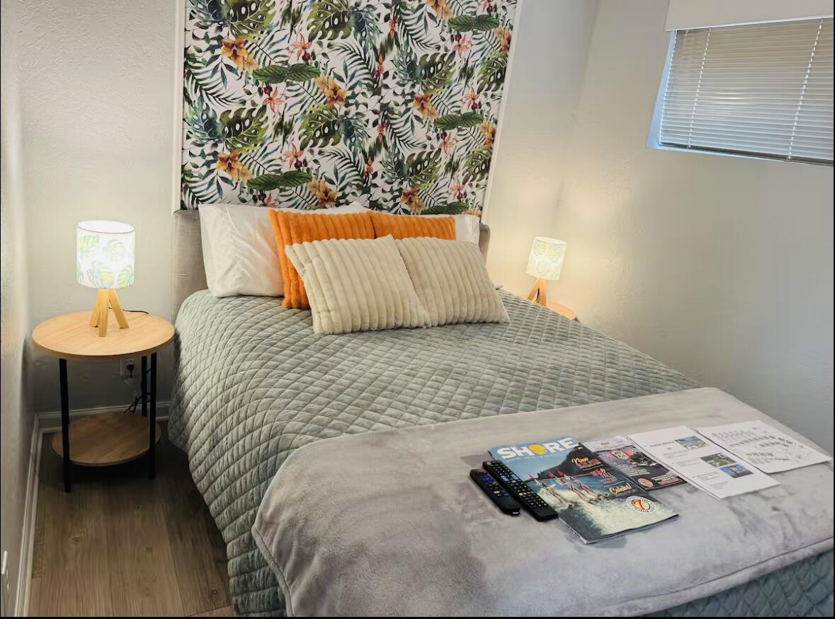 159 Southwood Shores Place Property Photo 4