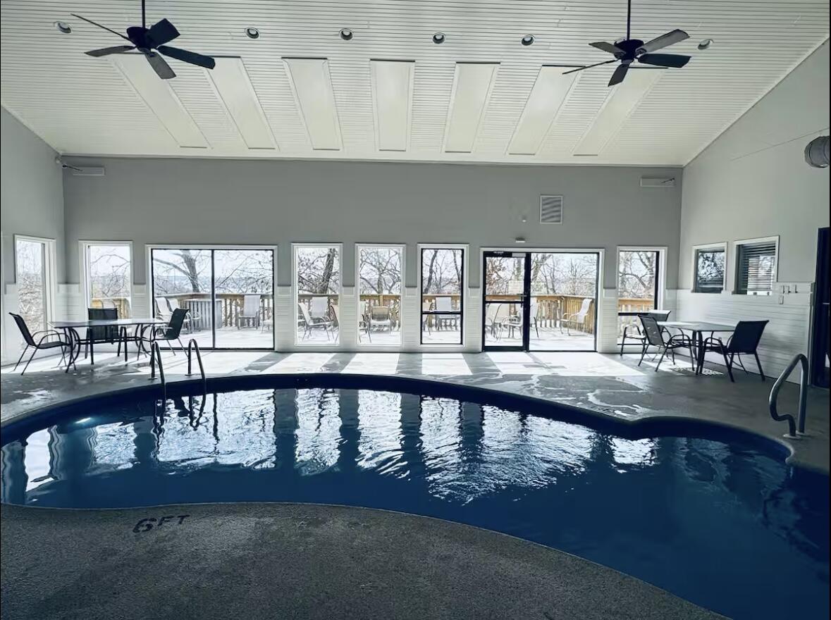 159 Southwood Shores Place Property Photo 6