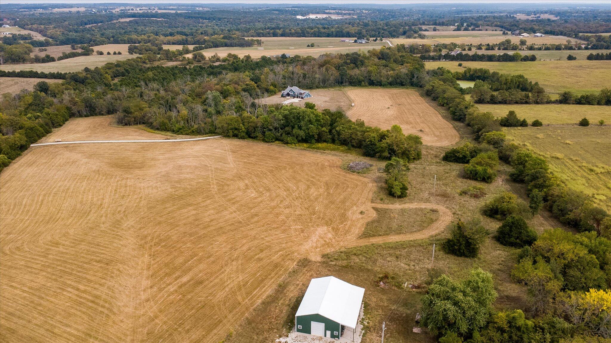 2470 East 565th Road Property Photo 8