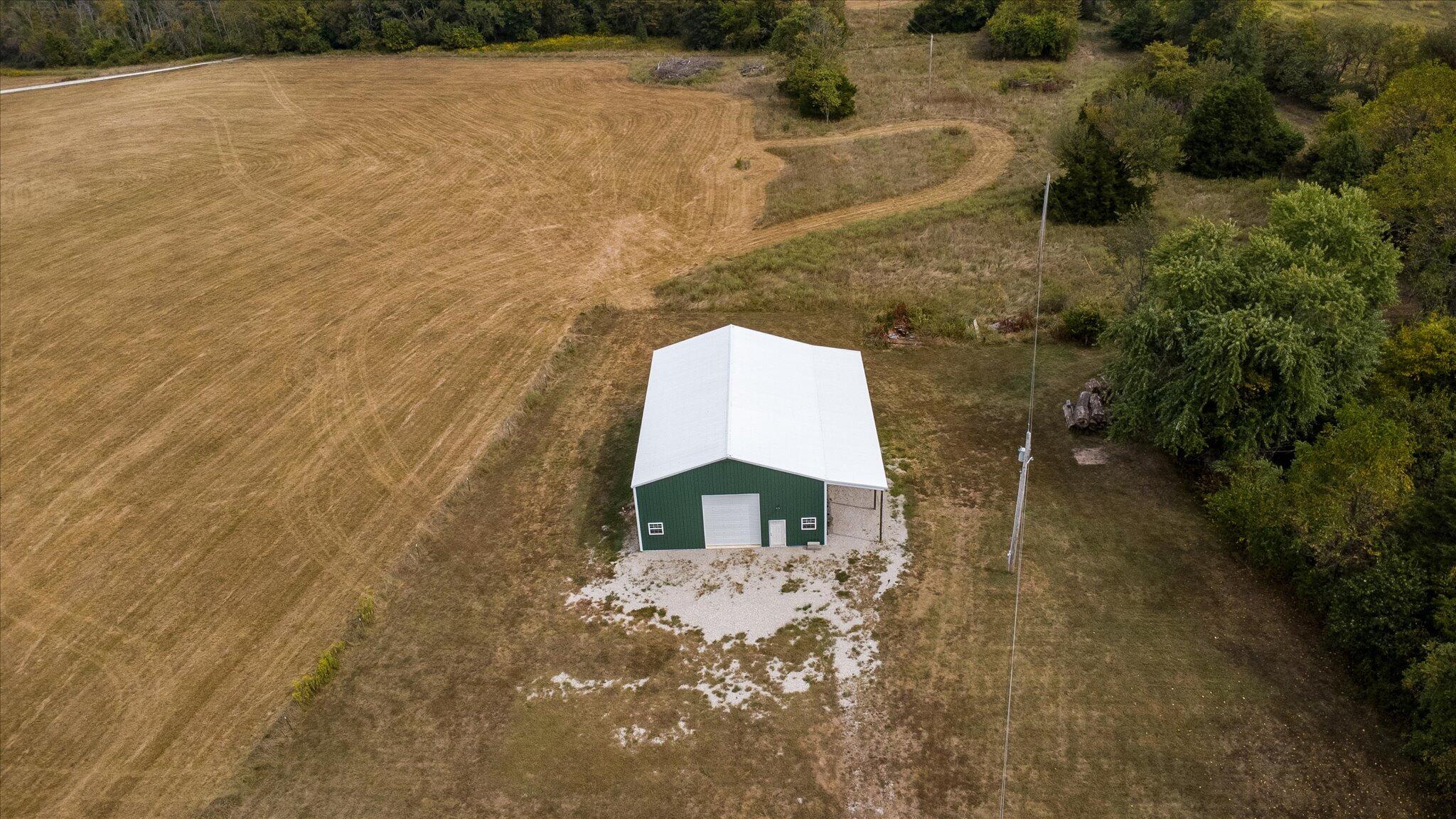 2470 East 565th Road Property Photo 10