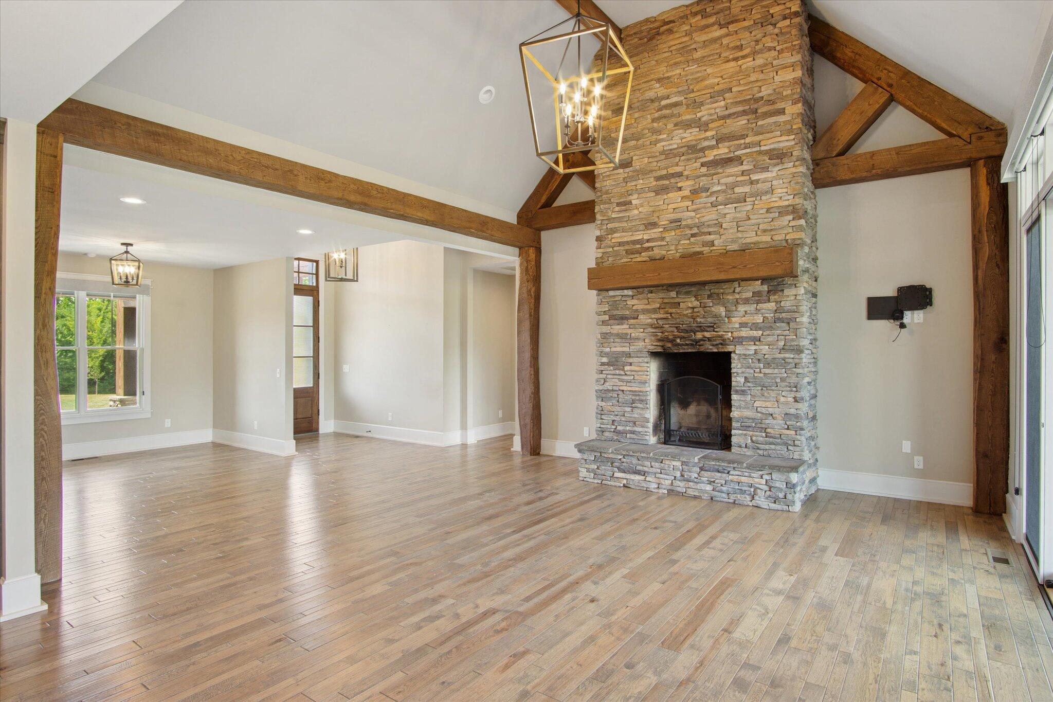 2470 East 565th Road Property Photo 12